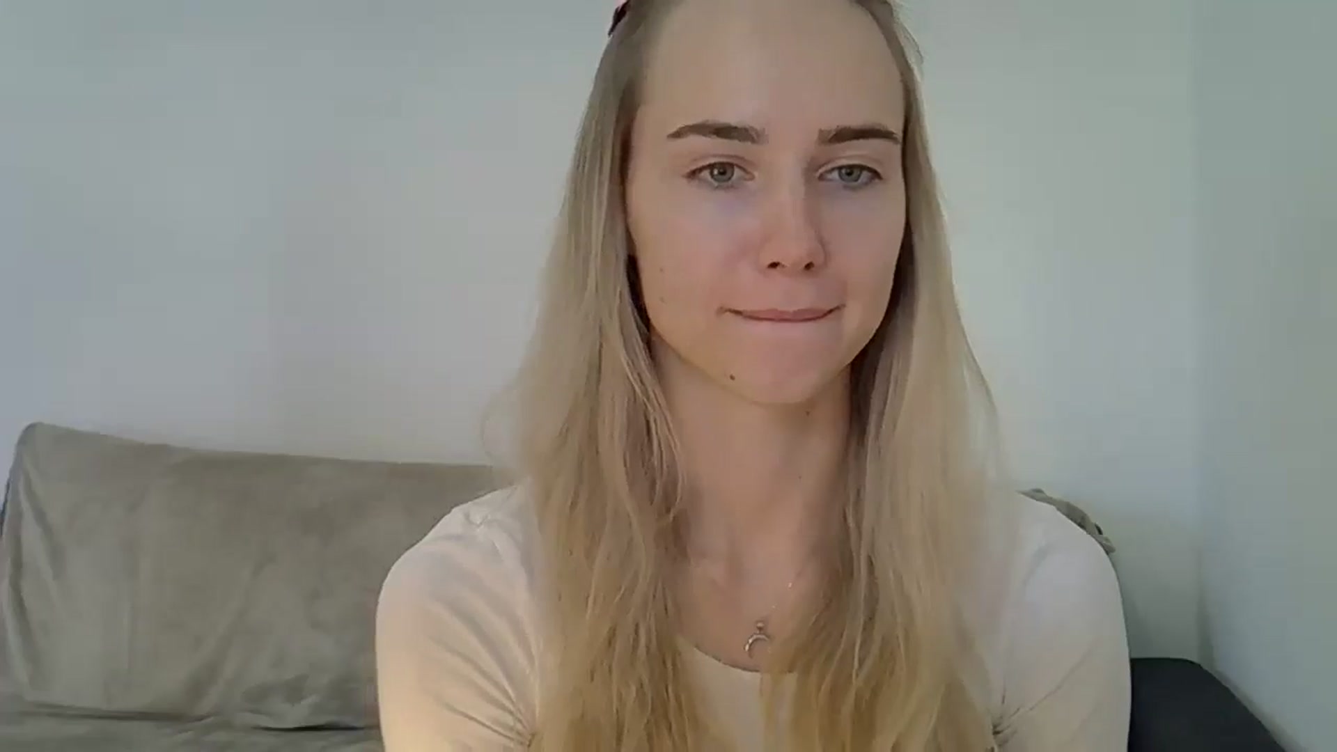 Gallery image thumbnail from Ocean__Soul's myfreecams stream on, 05/02/2025, 15:45 image 6 of 20