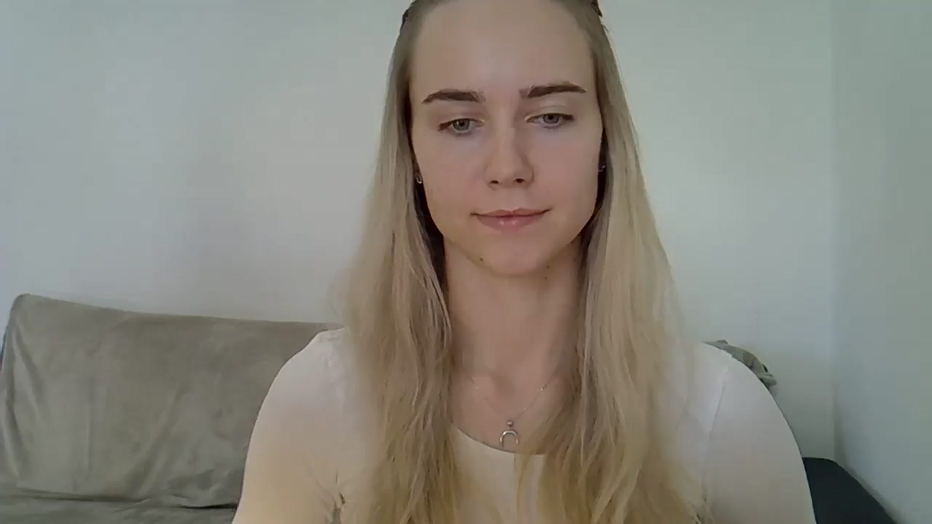 Gallery image thumbnail from Ocean__Soul's myfreecams stream on, 05/02/2025, 15:45 image 13 of 20