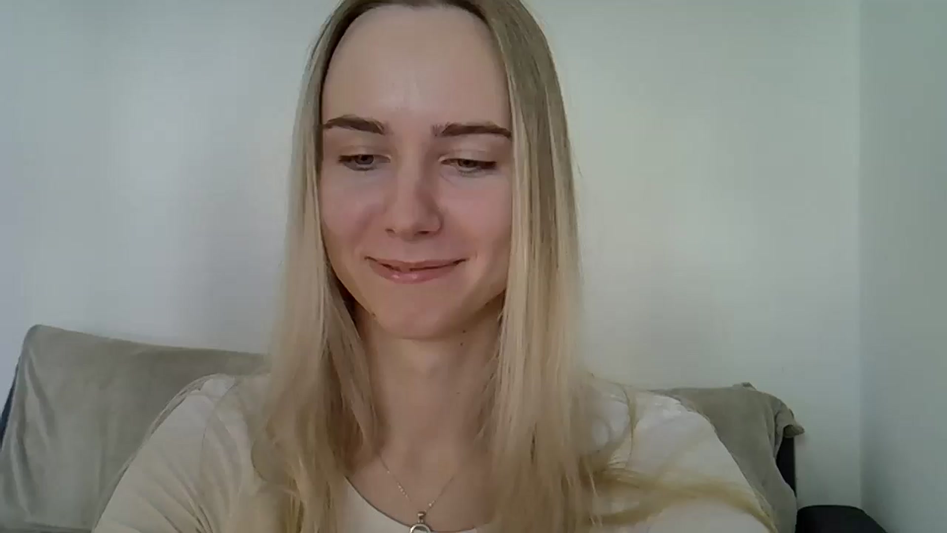 Gallery image thumbnail from Ocean__Soul's myfreecams stream on, 05/02/2025, 16:38 image 2 of 20