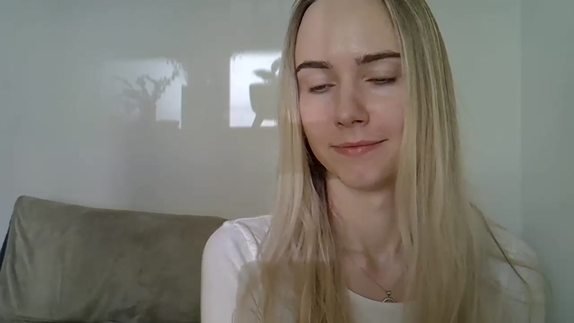Gallery image thumbnail from Ocean__Soul's myfreecams stream on, 05/02/2025, 16:38 image 16 of 20
