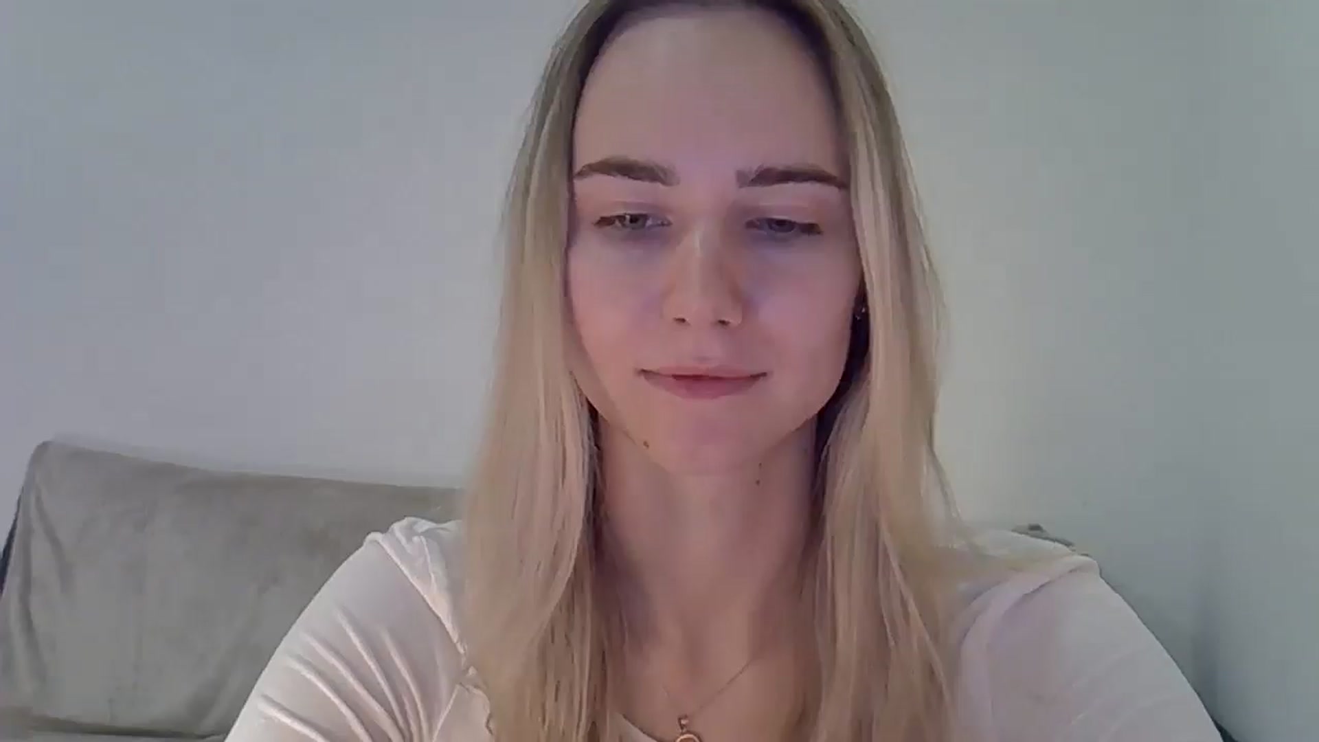 Gallery image thumbnail from Ocean__Soul's myfreecams stream on, 05/02/2025, 17:14 image 6 of 20