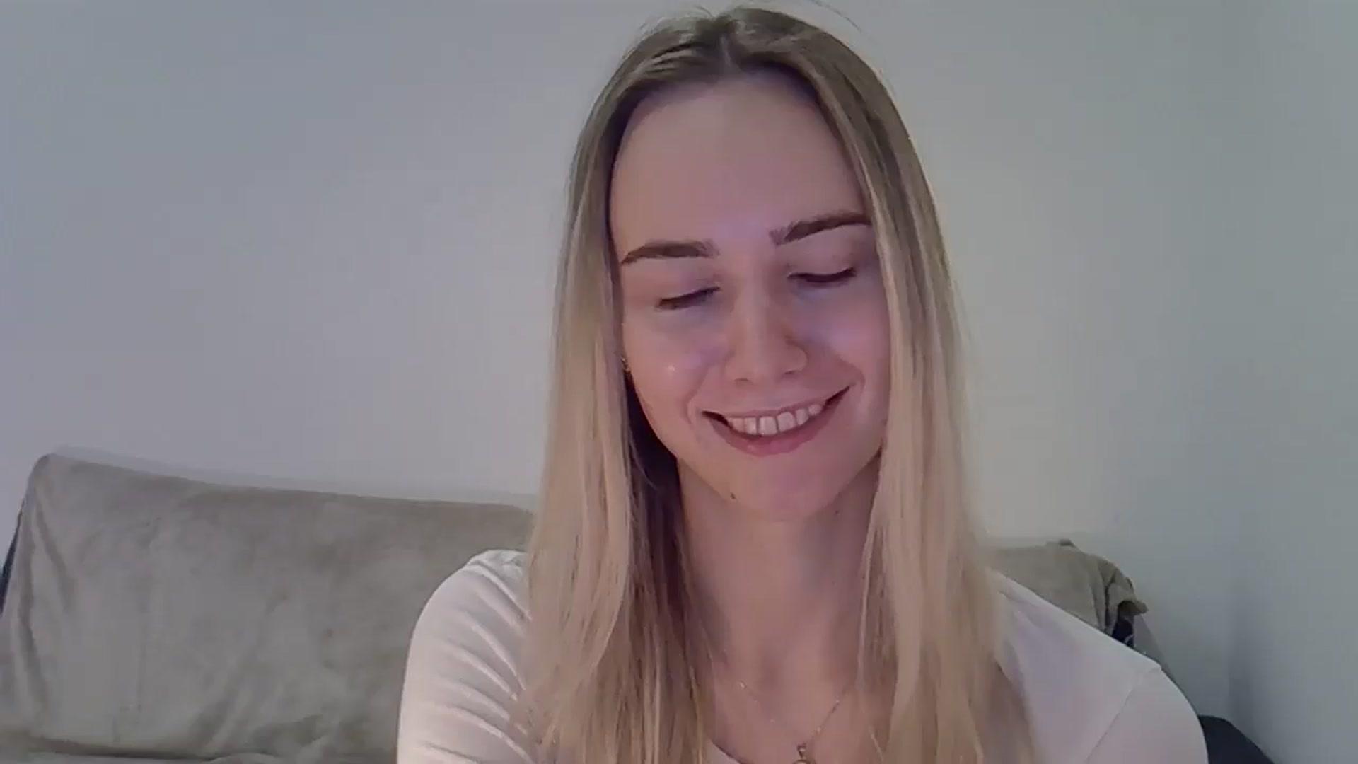 Gallery image thumbnail from Ocean__Soul's myfreecams stream on, 05/02/2025, 17:14 image 4 of 20