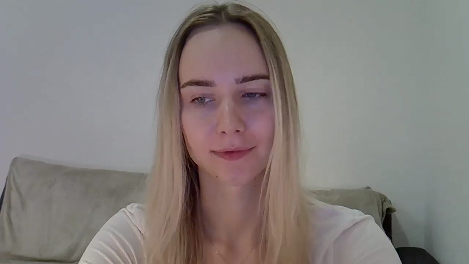 Gallery image thumbnail from Ocean__Soul's myfreecams stream on, 05/02/2025, 17:14 image 14 of 20
