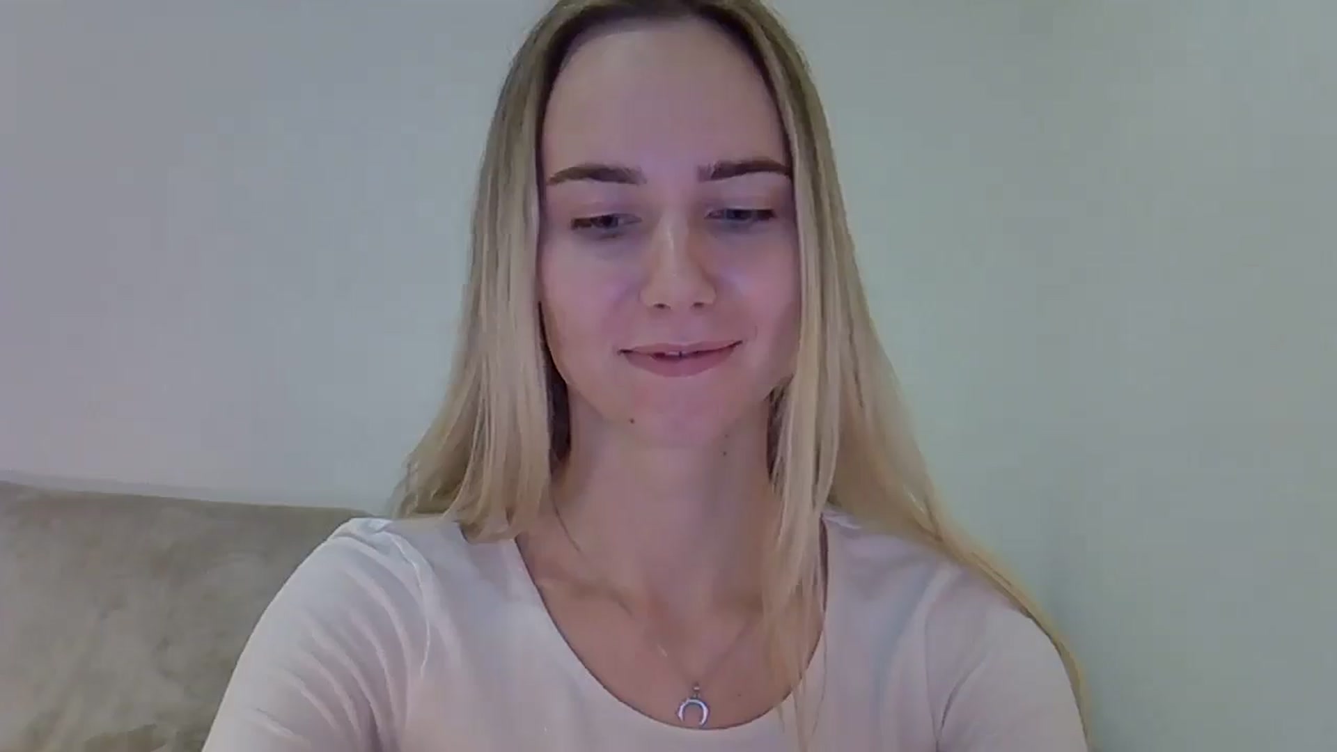 Gallery image thumbnail from Ocean__Soul's myfreecams stream on, 05/02/2025, 19:03 image 3 of 20