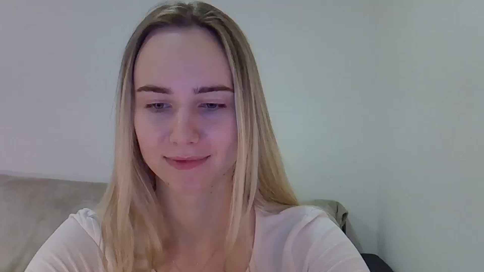 Gallery image thumbnail from Ocean__Soul's myfreecams stream on, 05/02/2025, 19:03 image 12 of 20