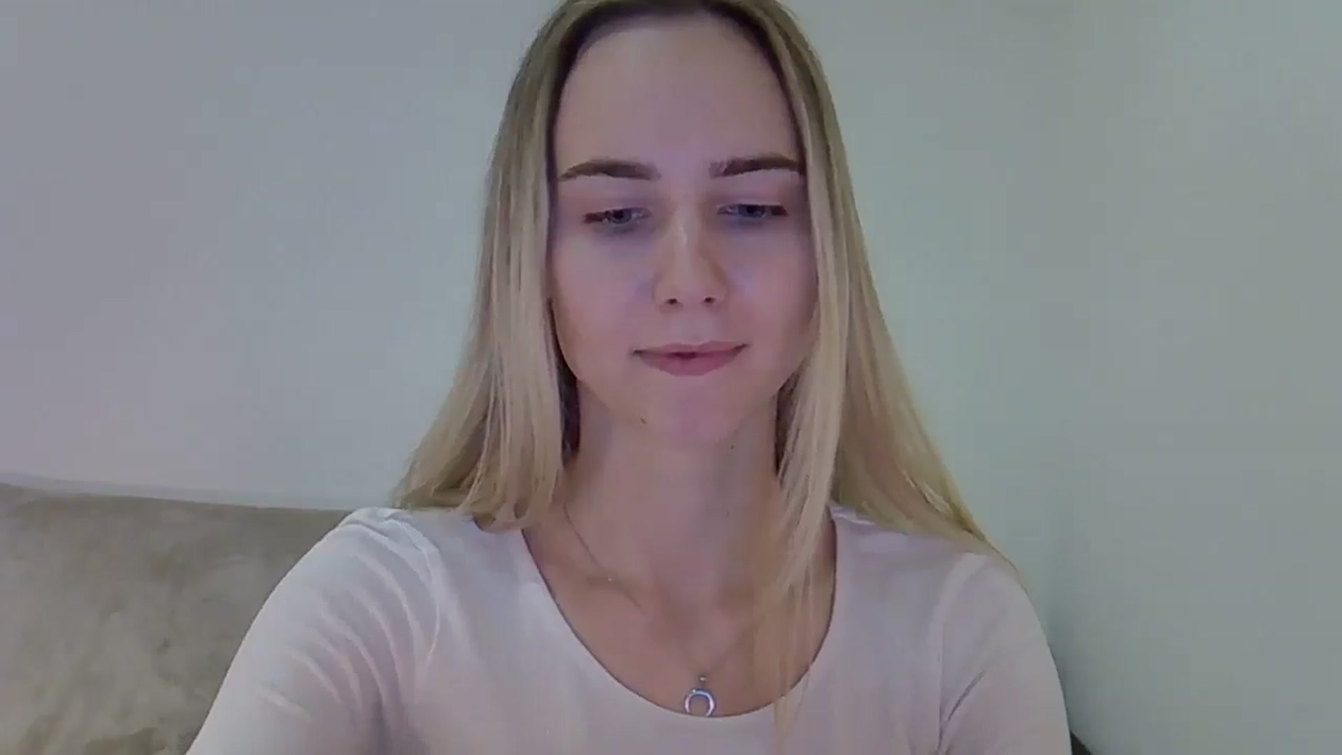 Gallery image thumbnail from Ocean__Soul's myfreecams stream on, 05/02/2025, 19:03 image 2 of 20