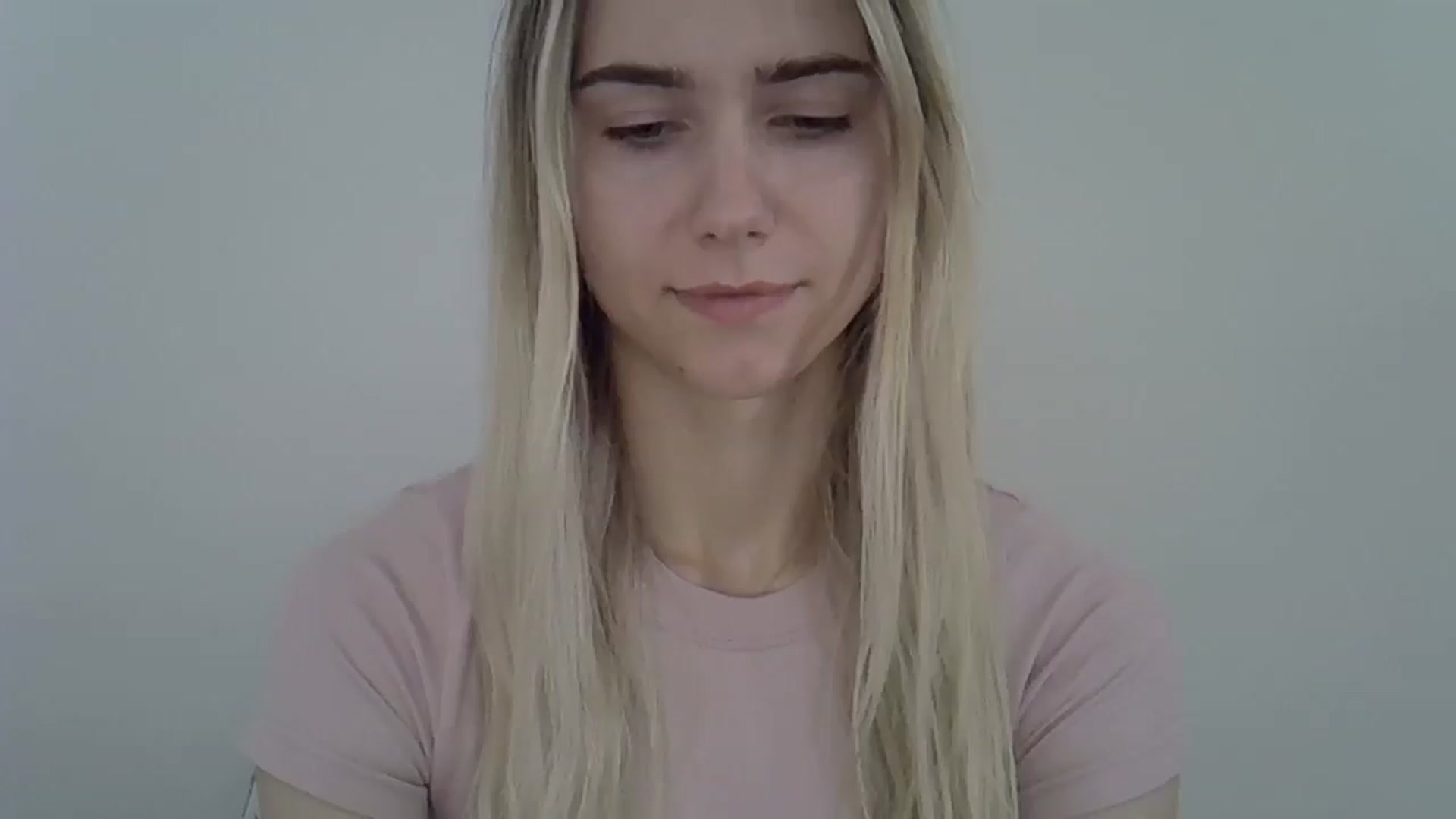 Gallery image thumbnail from Ocean__Soul's myfreecams stream on, 05/04/2025, 15:16 image 11 of 20