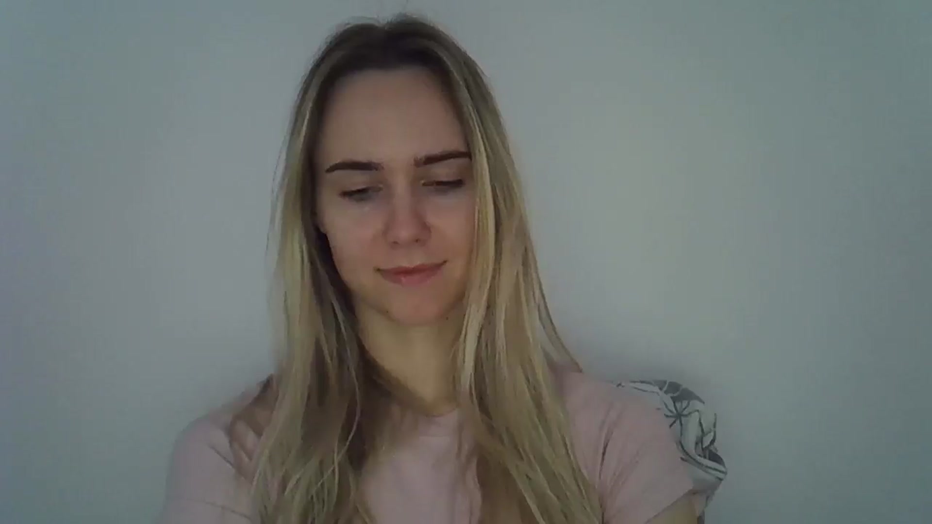 Gallery image thumbnail from Ocean__Soul's myfreecams stream on, 05/04/2025, 17:22 image 3 of 20