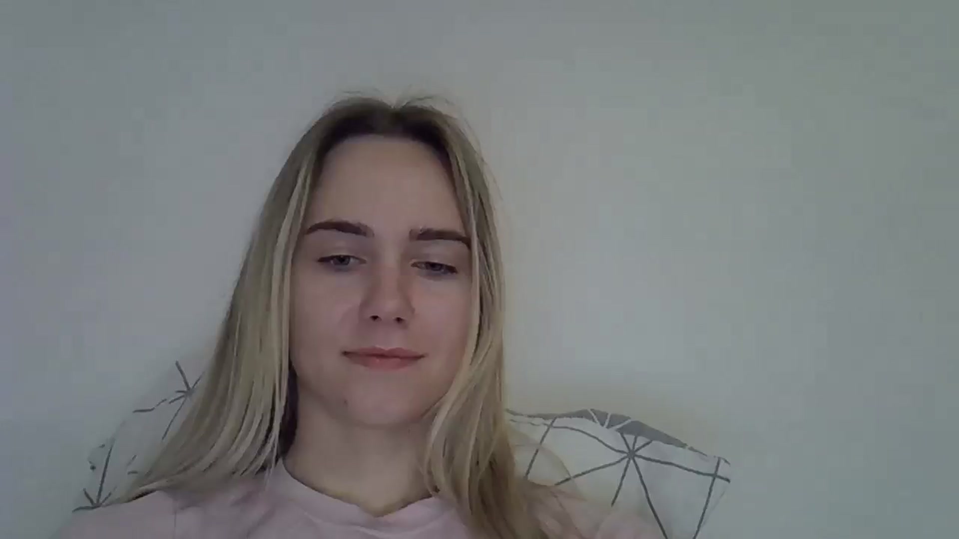 Gallery image thumbnail from Ocean__Soul's myfreecams stream on, 05/04/2025, 18:22 image 8 of 20