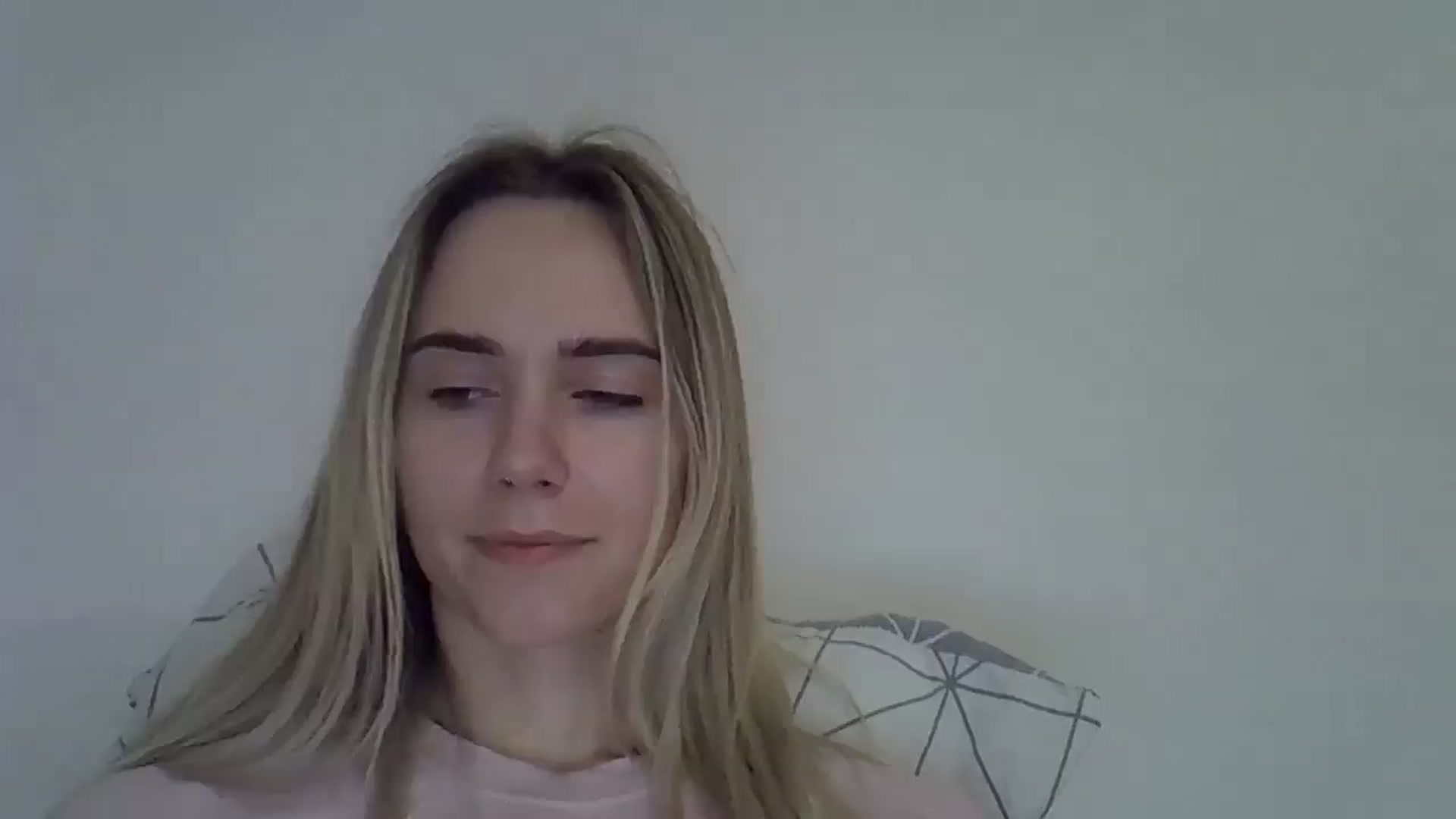 Gallery image thumbnail from Ocean__Soul's myfreecams stream on, 05/04/2025, 18:22 image 10 of 20