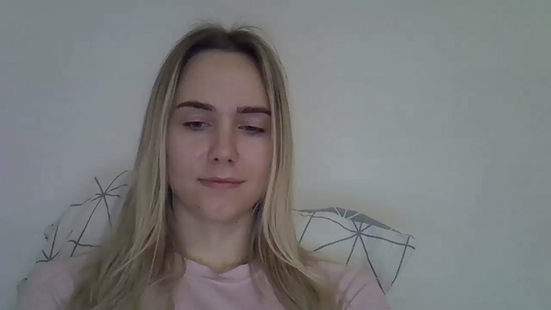 Gallery image thumbnail from Ocean__Soul's myfreecams stream on, 05/04/2025, 18:22 image 12 of 20