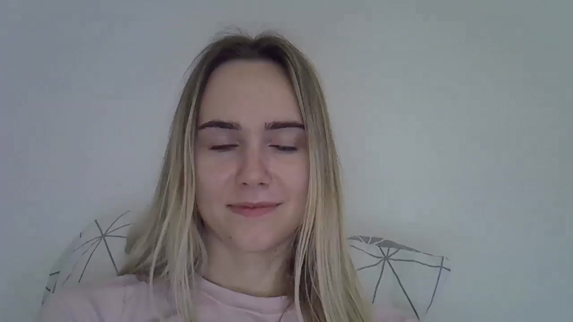 Gallery image thumbnail from Ocean__Soul's myfreecams stream on, 05/04/2025, 19:21 image 11 of 20
