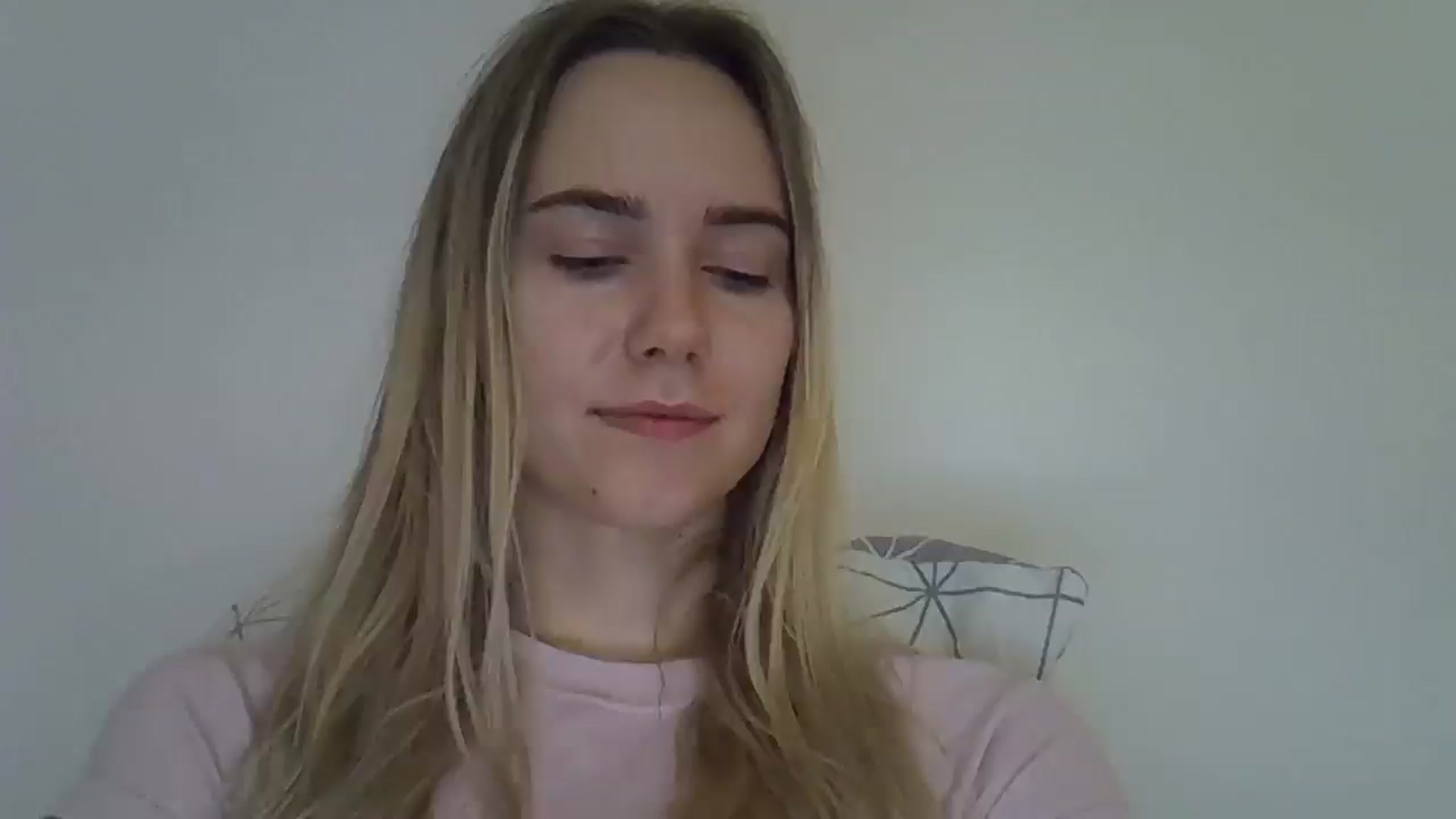Gallery image thumbnail from Ocean__Soul's myfreecams stream on, 05/04/2025, 19:21 image 8 of 20