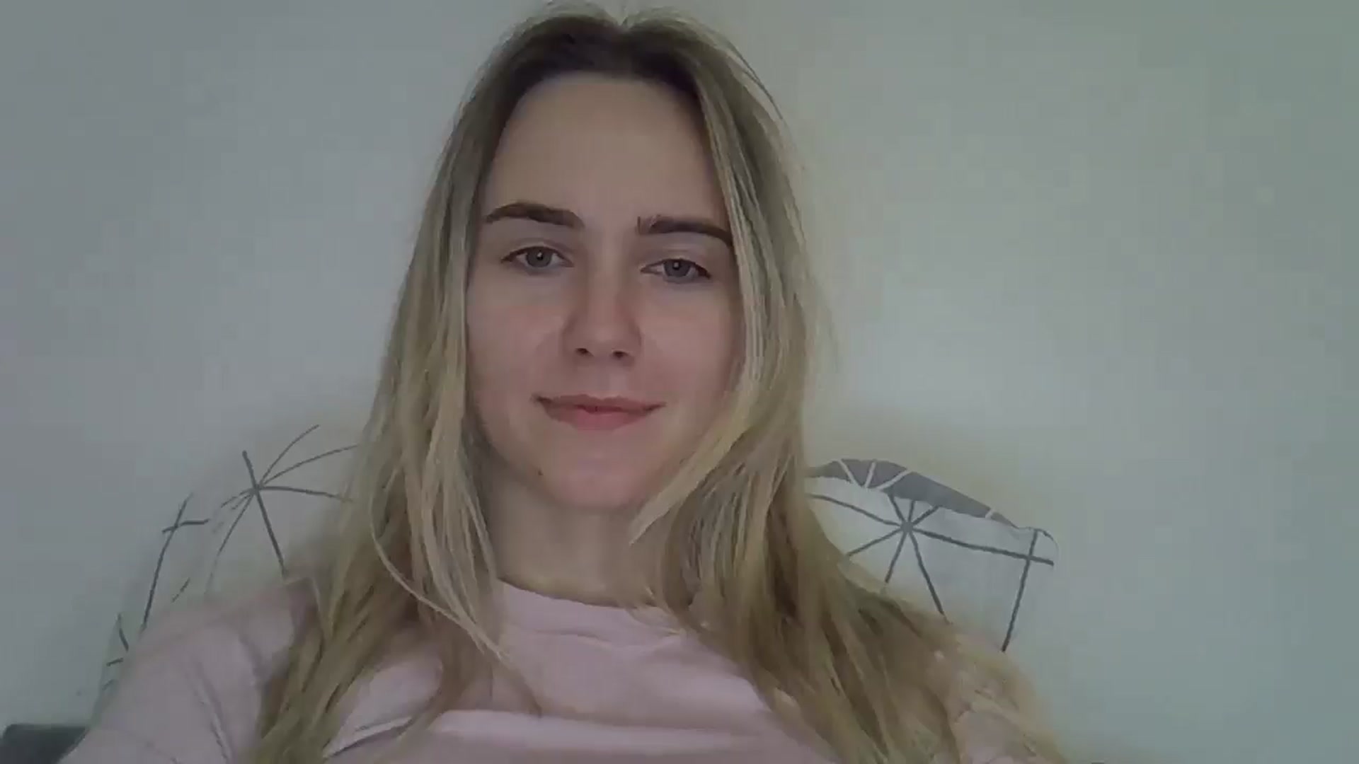 Gallery image thumbnail from Ocean__Soul's myfreecams stream on, 05/04/2025, 20:37 image 6 of 20