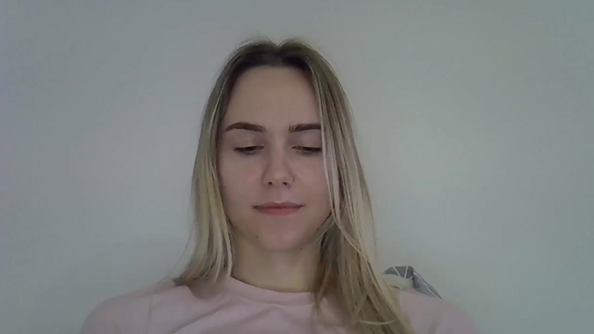 Gallery image thumbnail from Ocean__Soul's myfreecams stream on, 05/04/2025, 20:37 image 19 of 20