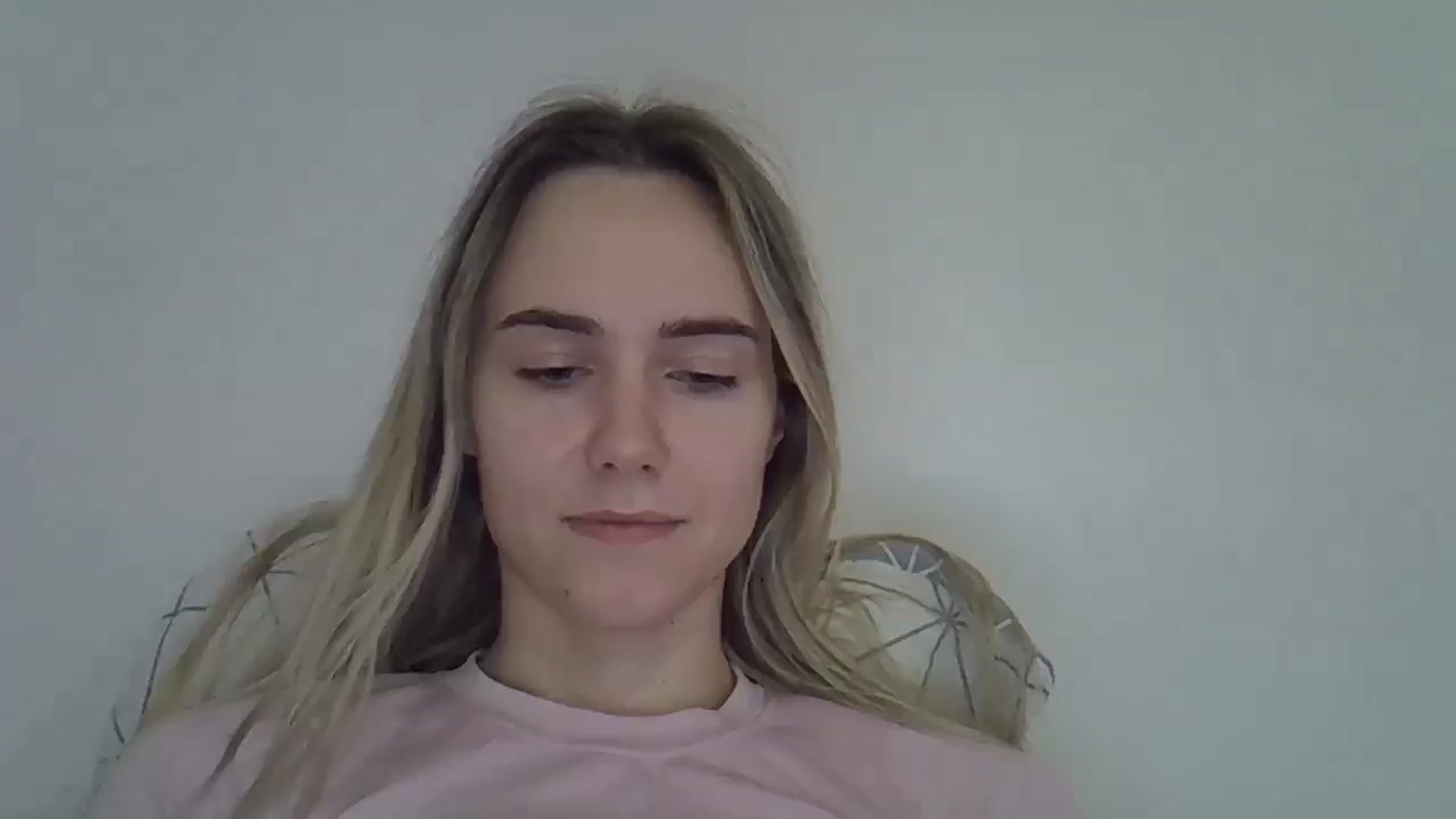 Gallery image thumbnail from Ocean__Soul's myfreecams stream on, 05/04/2025, 20:37 image 8 of 20