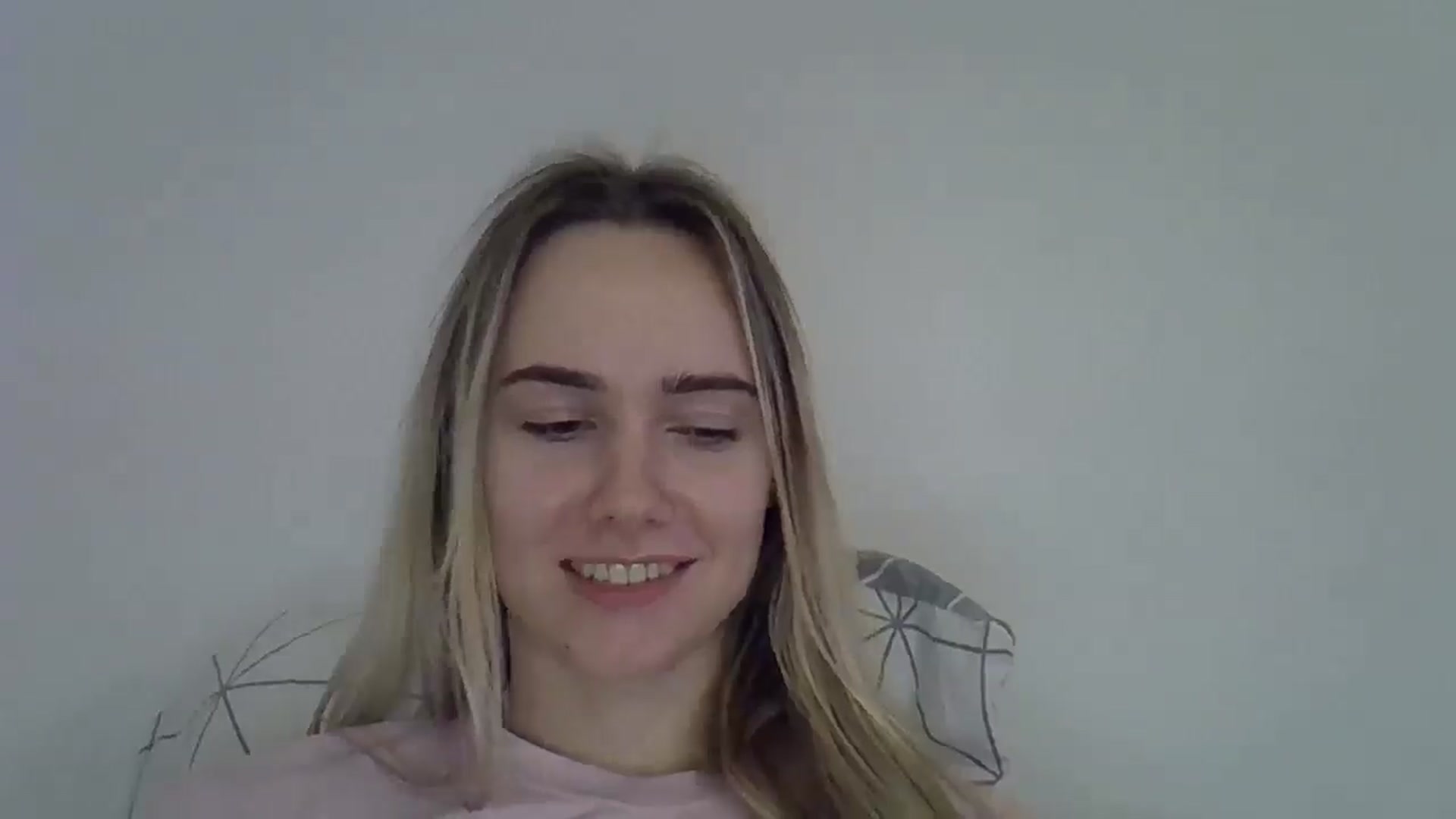 Gallery image thumbnail from Ocean__Soul's myfreecams stream on, 05/04/2025, 22:40 image 2 of 20