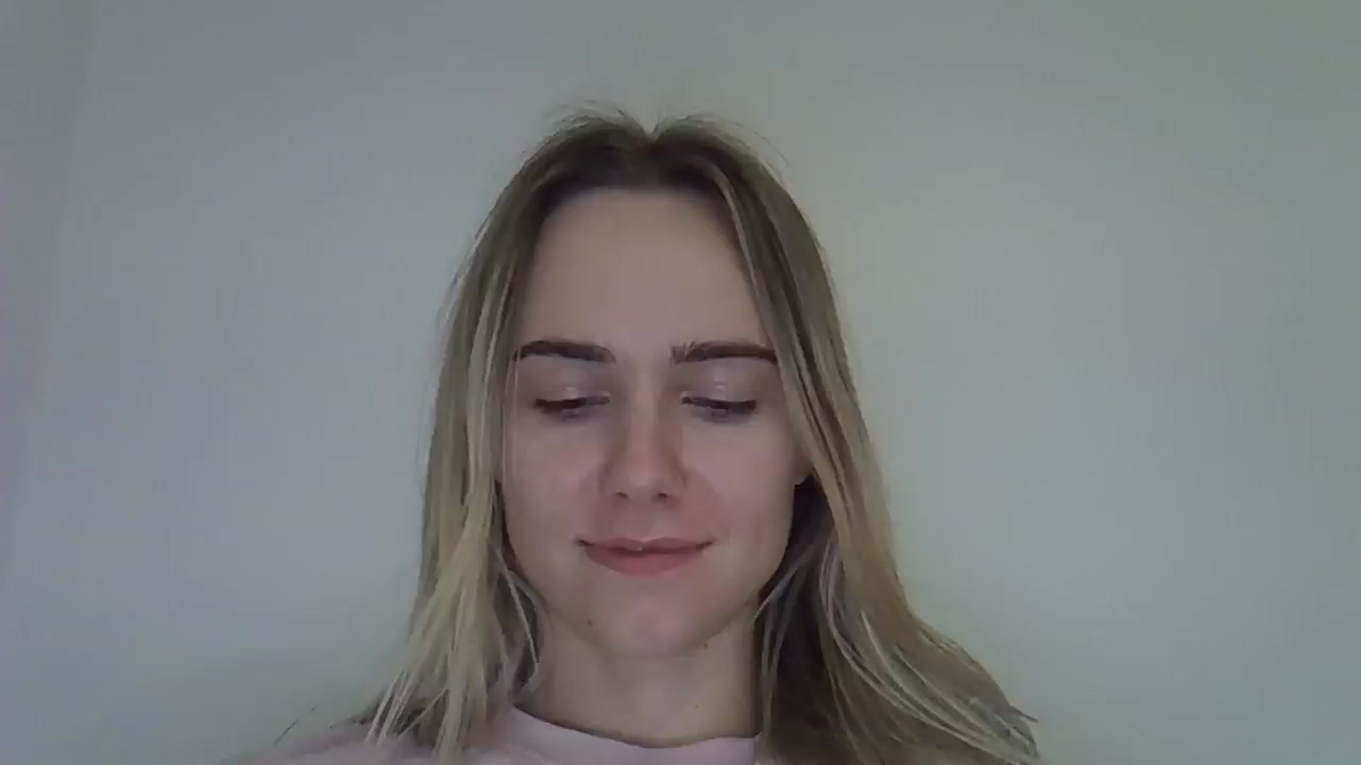 Gallery image thumbnail from Ocean__Soul's myfreecams stream on, 05/04/2025, 22:40 image 13 of 20