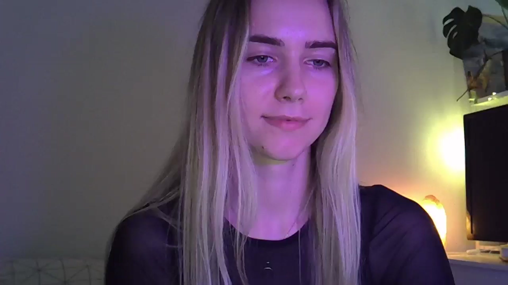 Gallery image thumbnail from Ocean__Soul's myfreecams stream on, 05/05/2025, 15:48 image 10 of 20