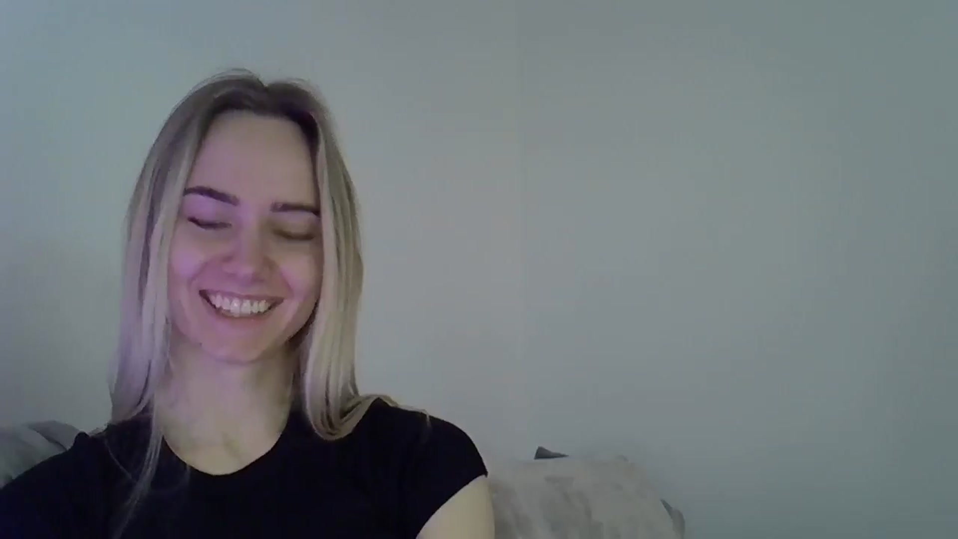 Gallery image thumbnail from Ocean__Soul's myfreecams stream on, 05/10/2025, 14:52 image 16 of 20