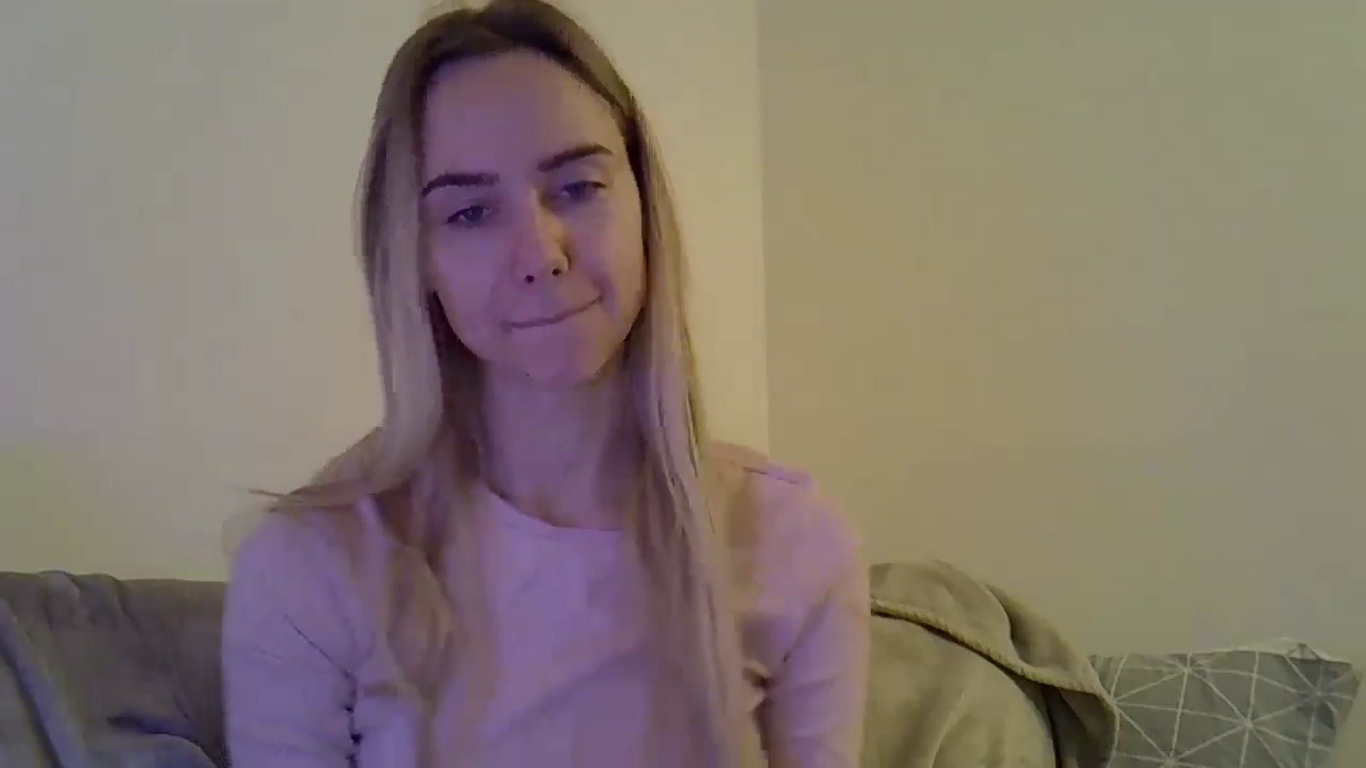 Gallery image thumbnail from Ocean__Soul's myfreecams stream on, 05/10/2025, 20:42 image 6 of 20