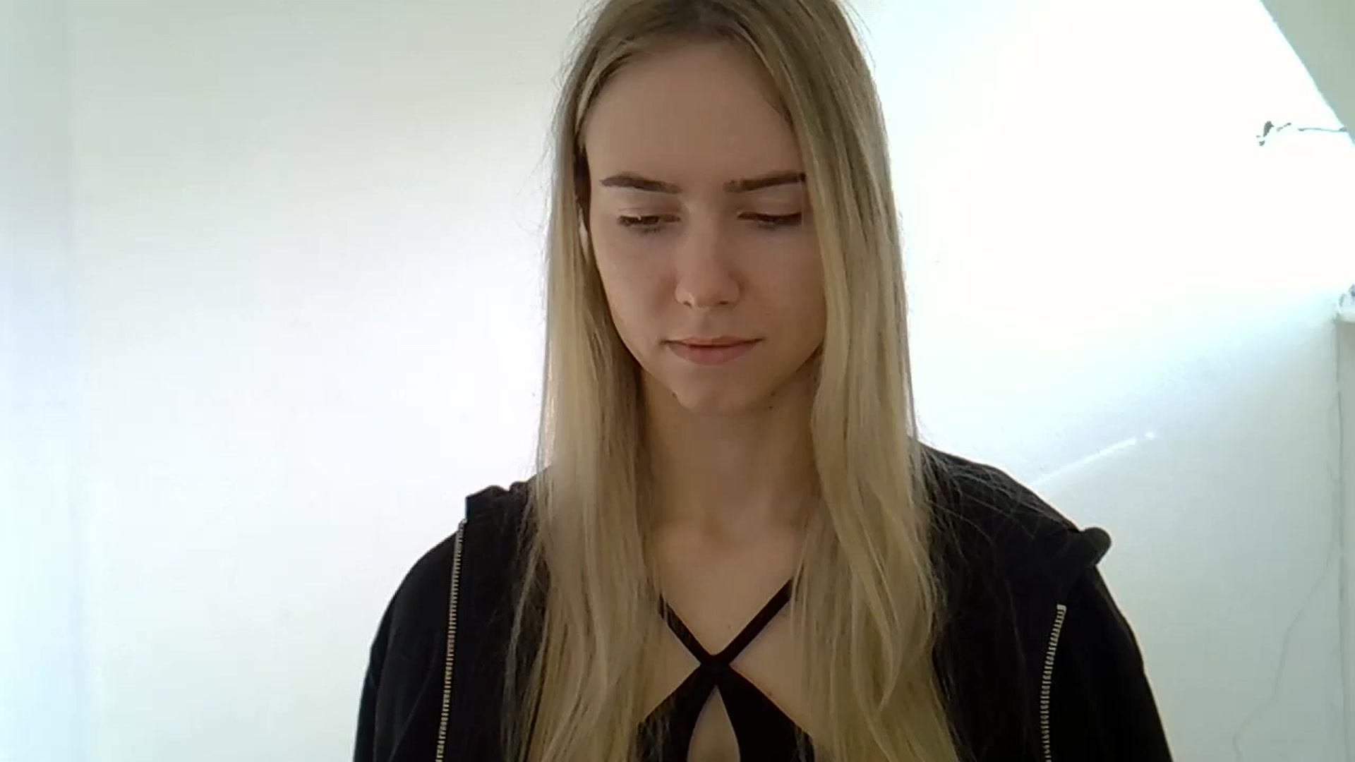 Gallery image thumbnail from Ocean__Soul's myfreecams stream on, 05/13/2025, 06:56 image 13 of 20