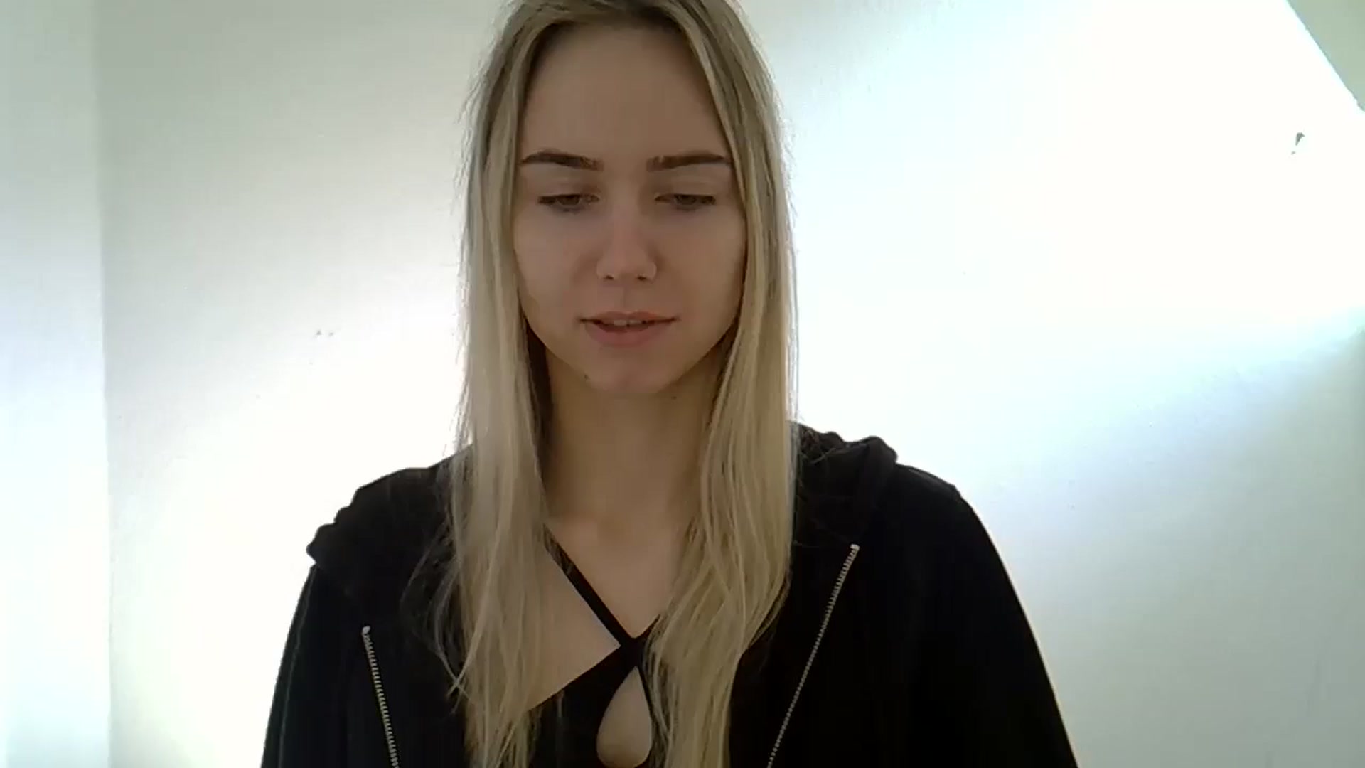Gallery image thumbnail from Ocean__Soul's myfreecams stream on, 05/13/2025, 09:04 image 8 of 20