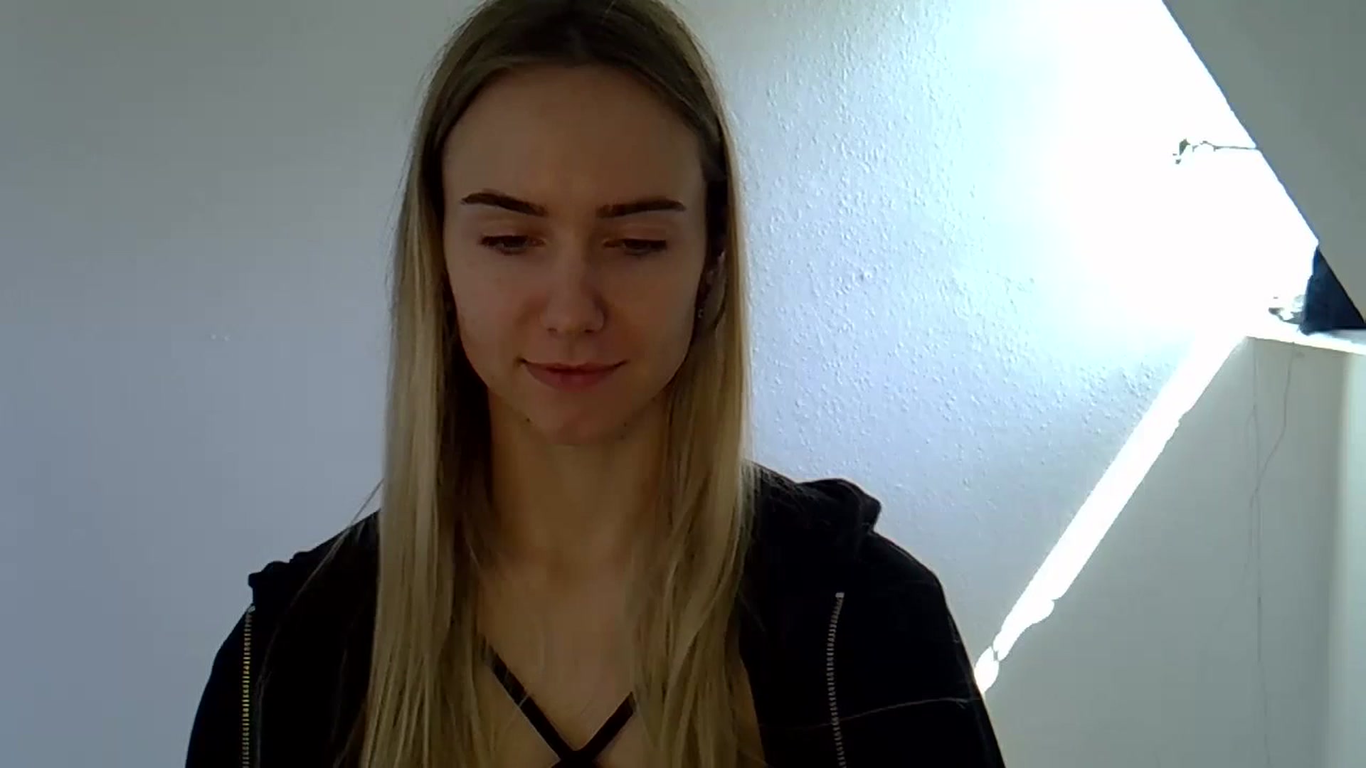 Gallery image thumbnail from Ocean__Soul's myfreecams stream on, 05/13/2025, 10:19 image 11 of 20