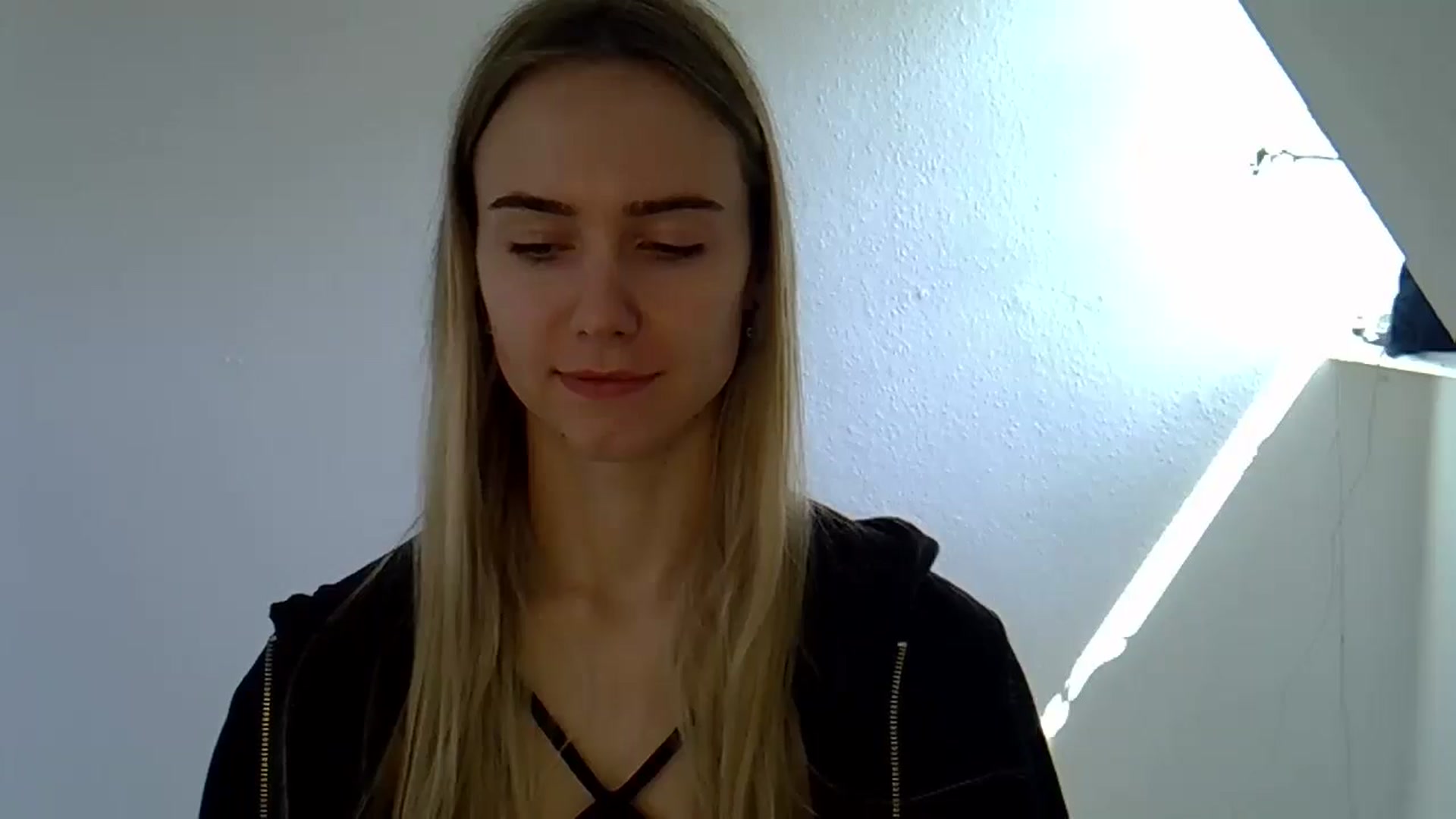 Gallery image thumbnail from Ocean__Soul's myfreecams stream on, 05/13/2025, 10:19 image 12 of 20