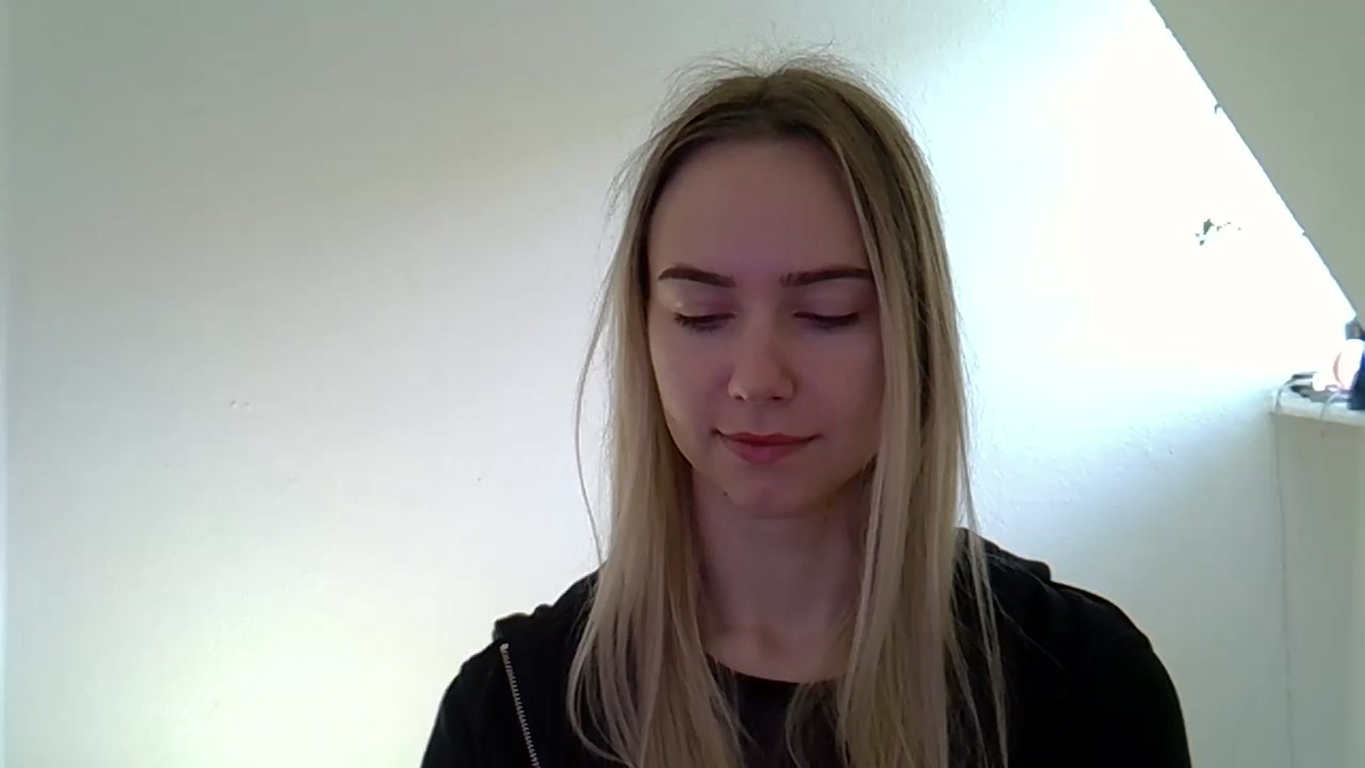 Gallery image thumbnail from Ocean__Soul's myfreecams stream on, 05/14/2025, 08:34 image 1 of 20