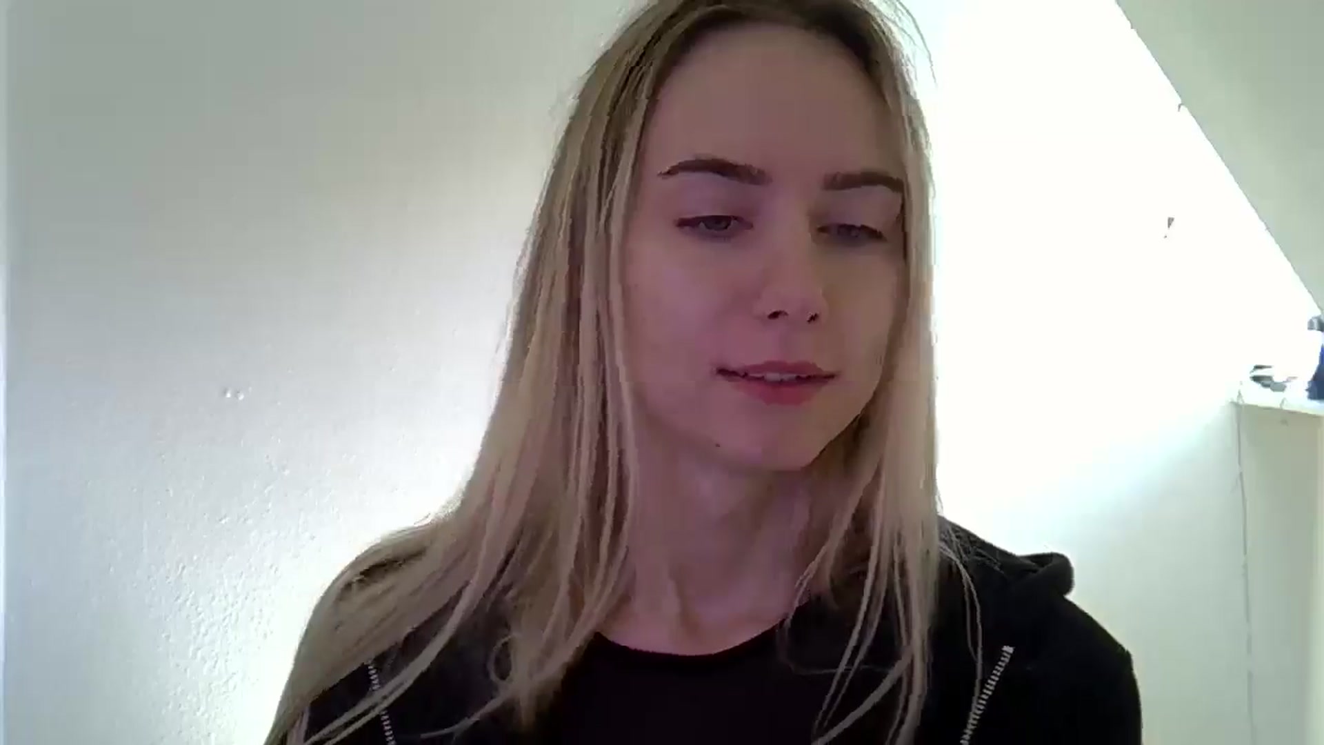 Gallery image thumbnail from Ocean__Soul's myfreecams stream on, 05/14/2025, 08:58 image 18 of 20