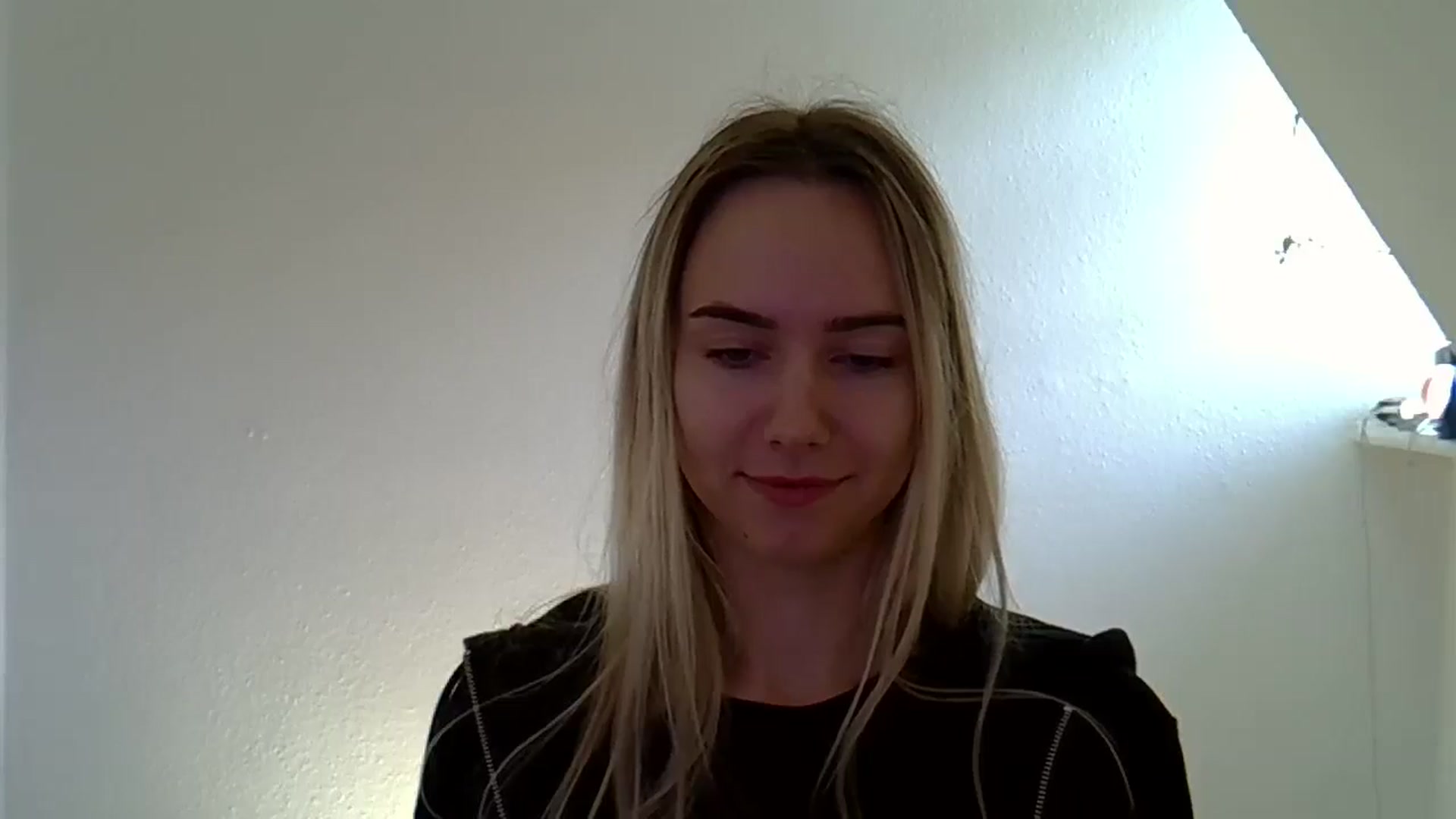 Gallery image thumbnail from Ocean__Soul's myfreecams stream on, 05/14/2025, 08:58 image 9 of 20
