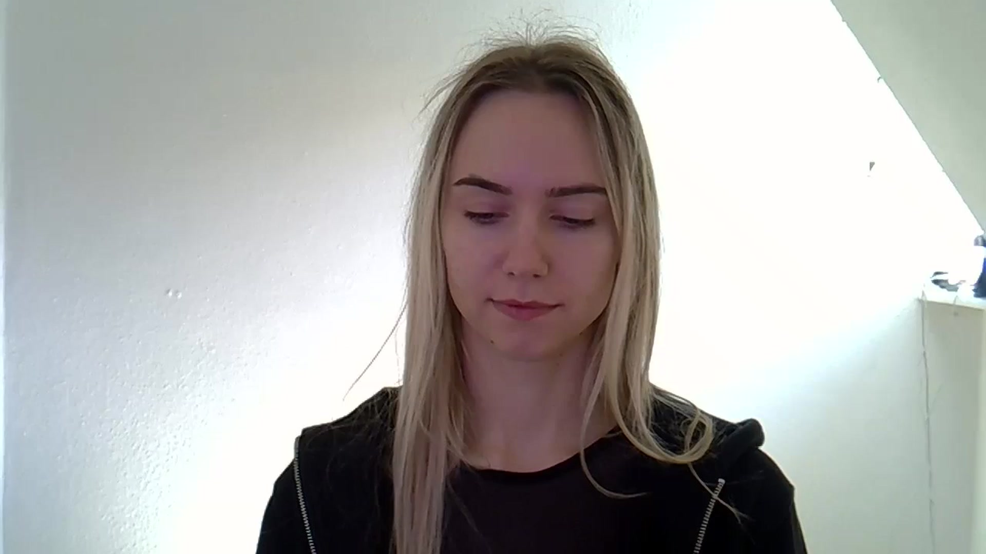 Gallery image thumbnail from Ocean__Soul's myfreecams stream on, 05/14/2025, 08:58 image 13 of 20