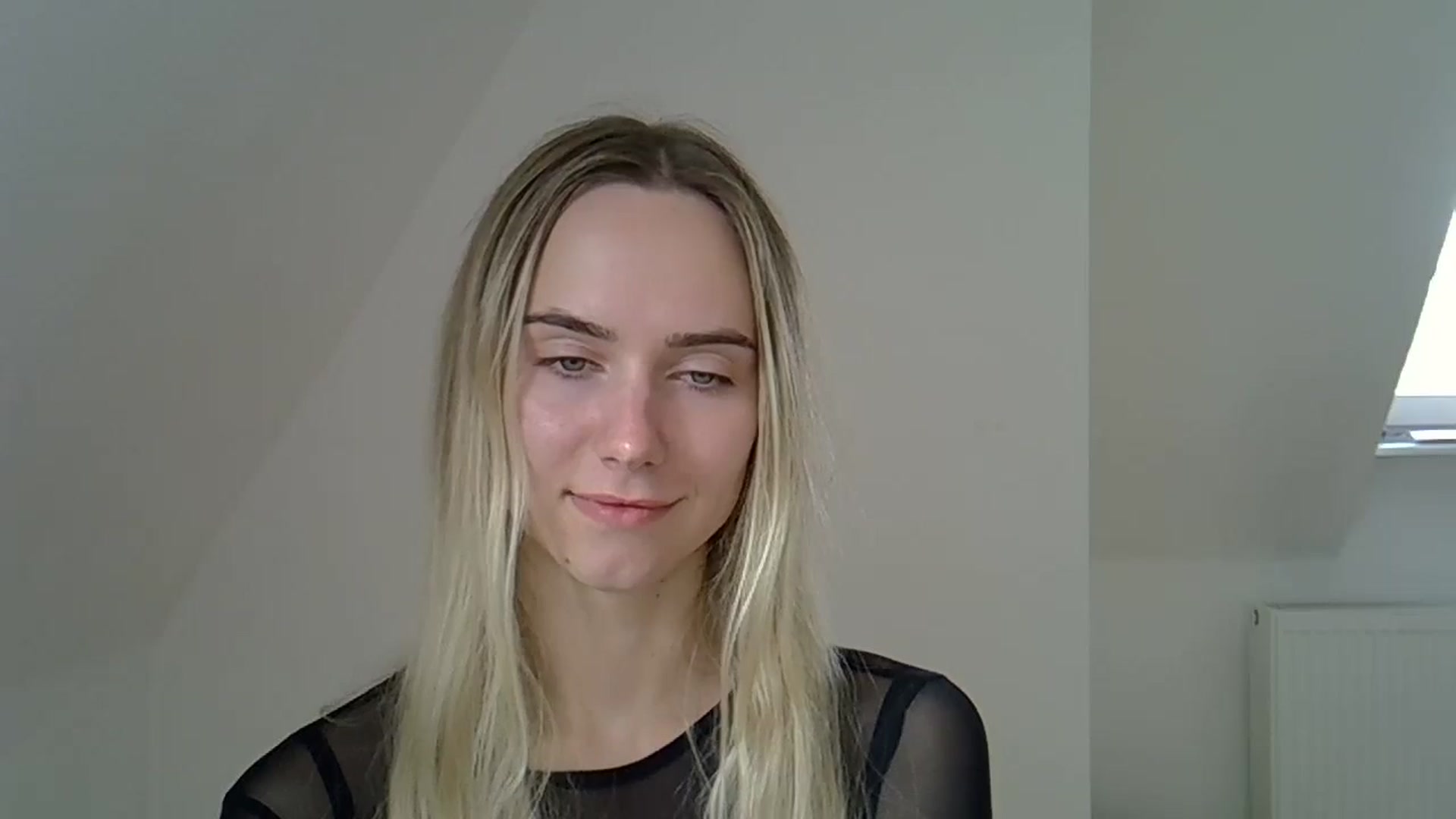 Gallery image thumbnail from Ocean__Soul's myfreecams stream on, 05/17/2025, 09:40 image 4 of 20