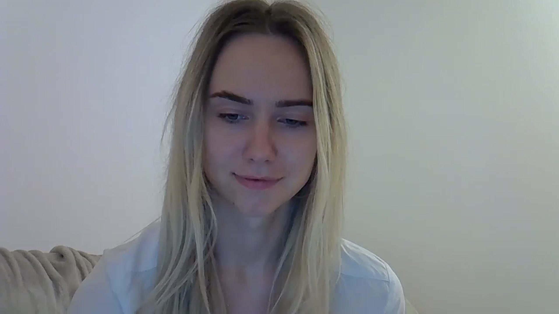 Gallery image thumbnail from Ocean__Soul's myfreecams stream on, 05/19/2025, 20:51 image 1 of 20