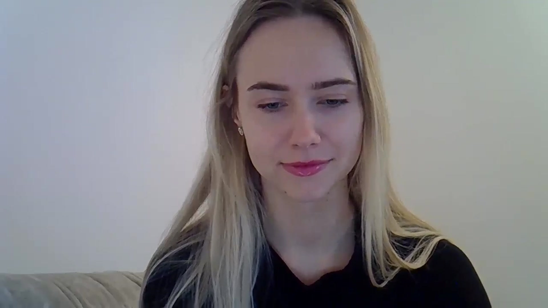 Gallery image thumbnail from Ocean__Soul's myfreecams stream on, 05/20/2025, 08:46 image 20 of 20