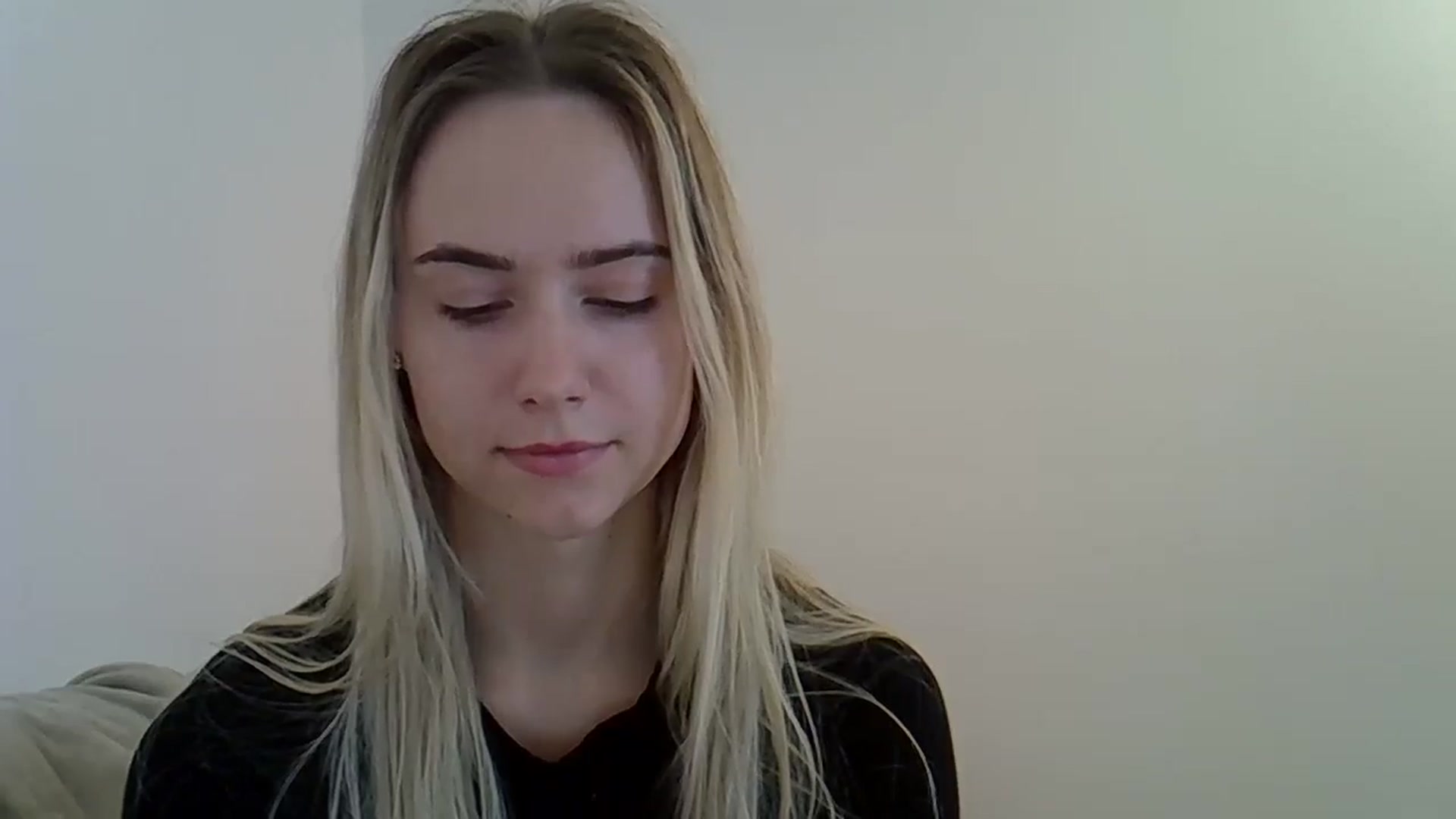 Gallery image thumbnail from Ocean__Soul's myfreecams stream on, 05/20/2025, 12:03 image 6 of 20