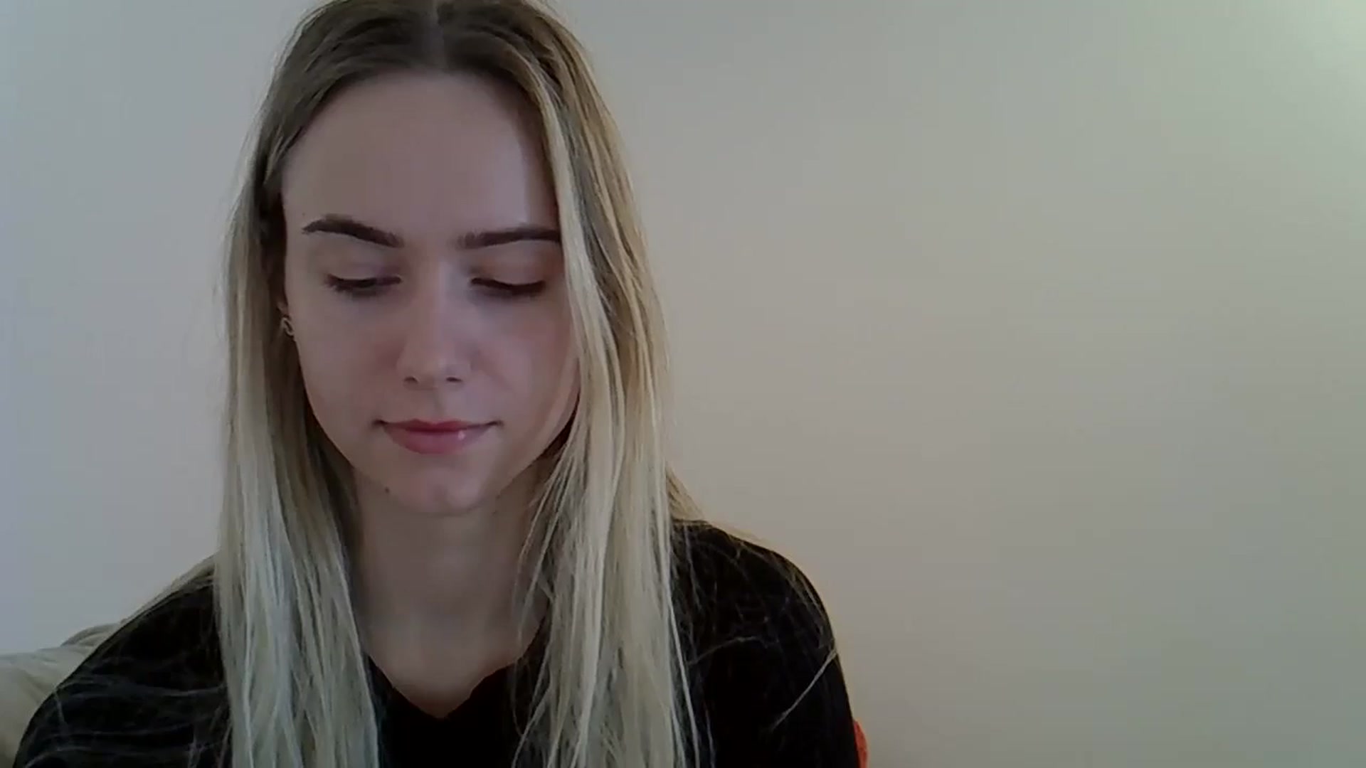 Gallery image thumbnail from Ocean__Soul's myfreecams stream on, 05/20/2025, 12:03 image 11 of 20