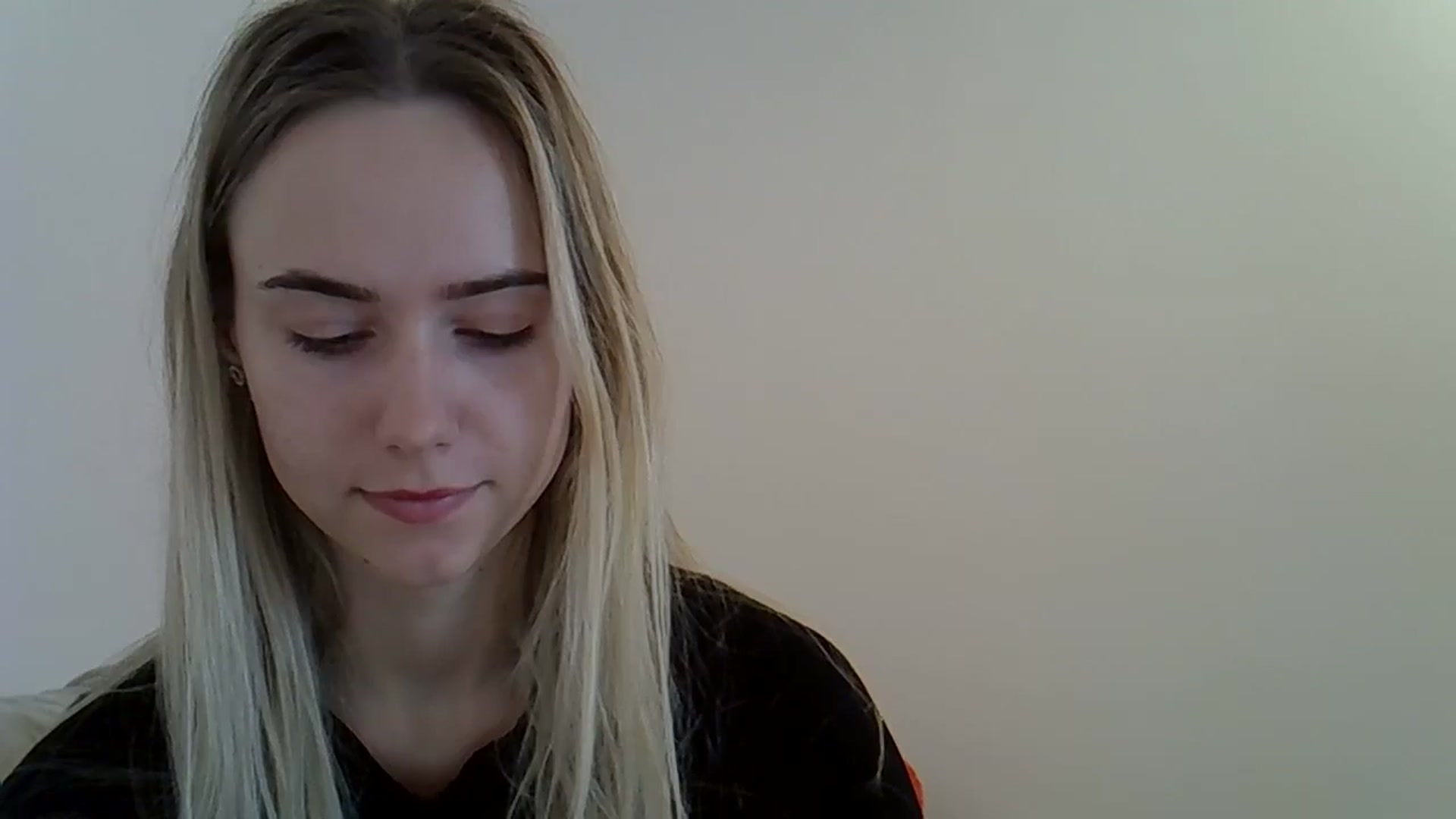 Gallery image thumbnail from Ocean__Soul's myfreecams stream on, 05/20/2025, 12:03 image 12 of 20