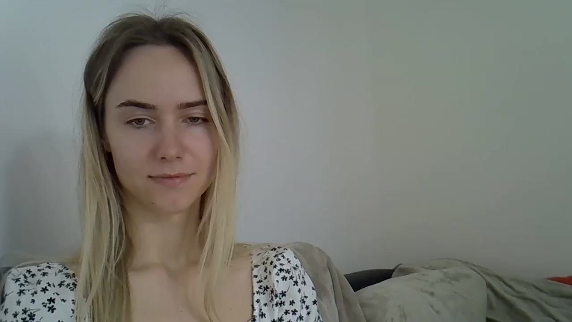 Gallery image thumbnail from Ocean__Soul's myfreecams stream on, 05/21/2025, 10:45 image 1 of 20