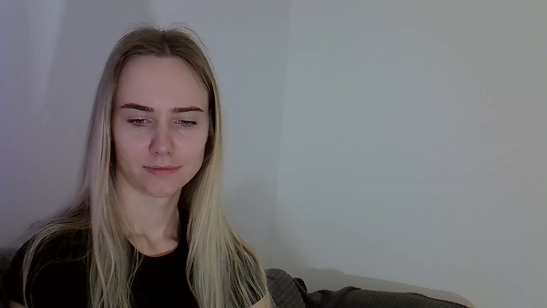 Gallery image thumbnail from Ocean__Soul's myfreecams stream on, 05/24/2025, 08:22 image 18 of 20