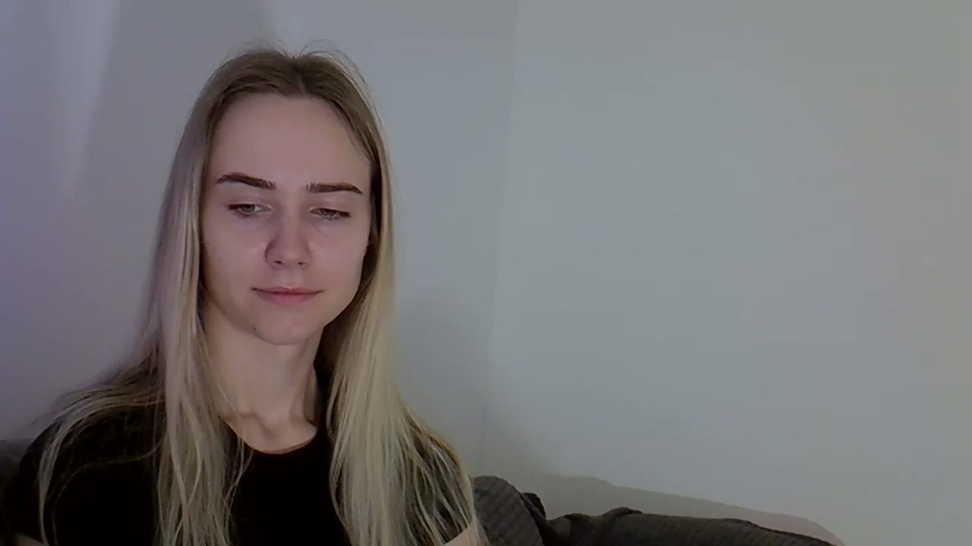 Gallery image thumbnail from Ocean__Soul's myfreecams stream on, 05/24/2025, 08:22 image 19 of 20