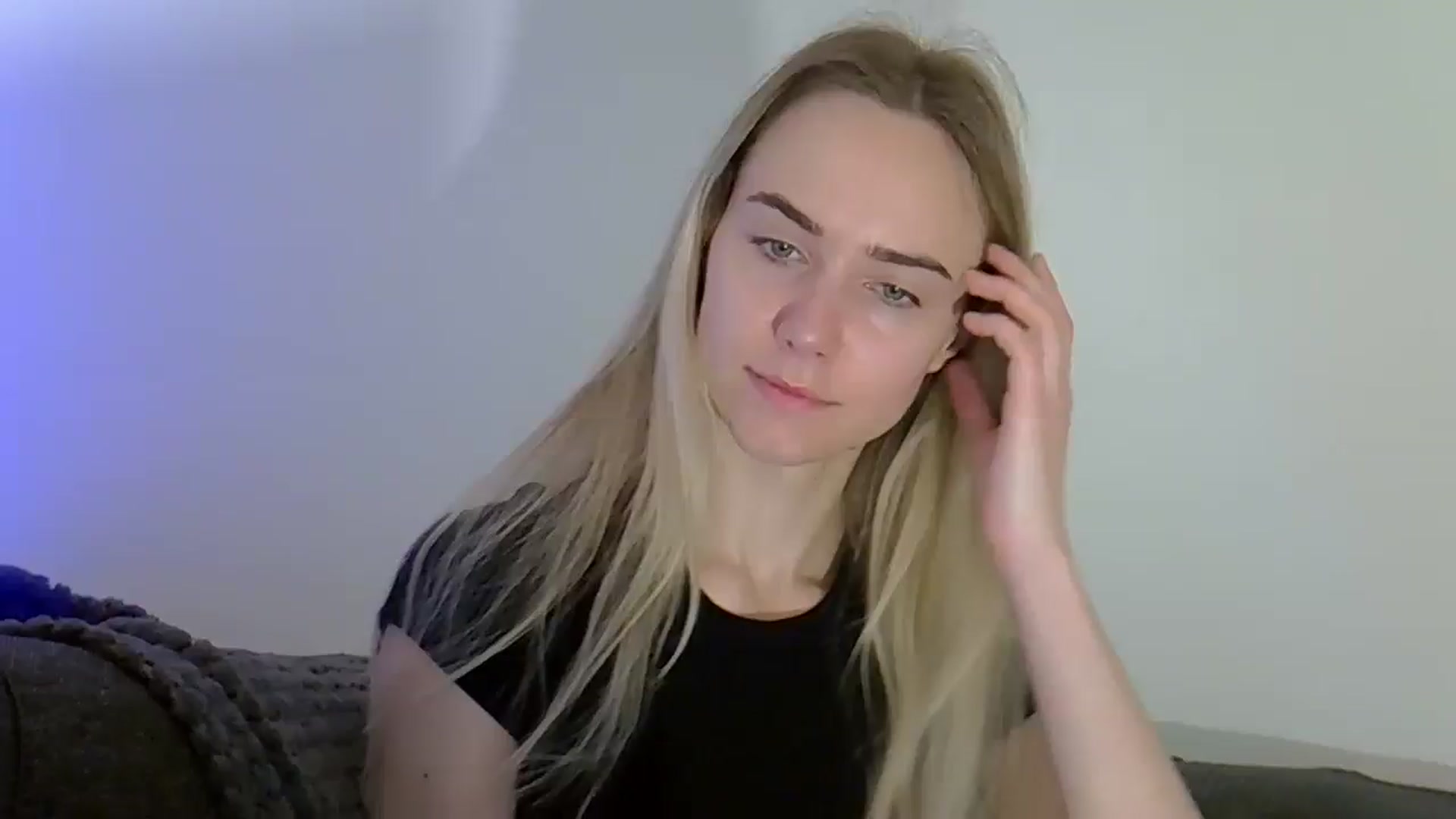 Gallery image thumbnail from Ocean__Soul's myfreecams stream on, 05/24/2025, 08:22 image 4 of 20