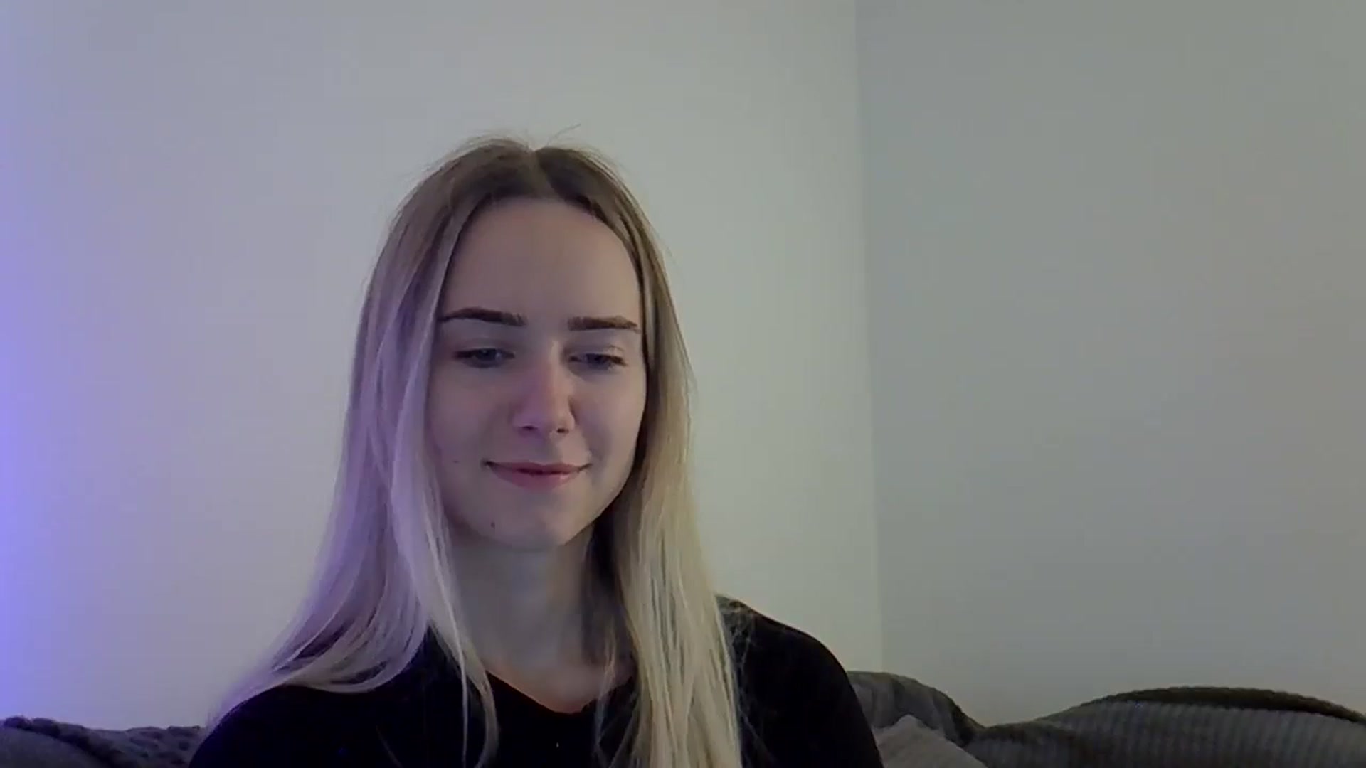 Gallery image thumbnail from Ocean__Soul's myfreecams stream on, 05/26/2025, 14:51 image 7 of 20