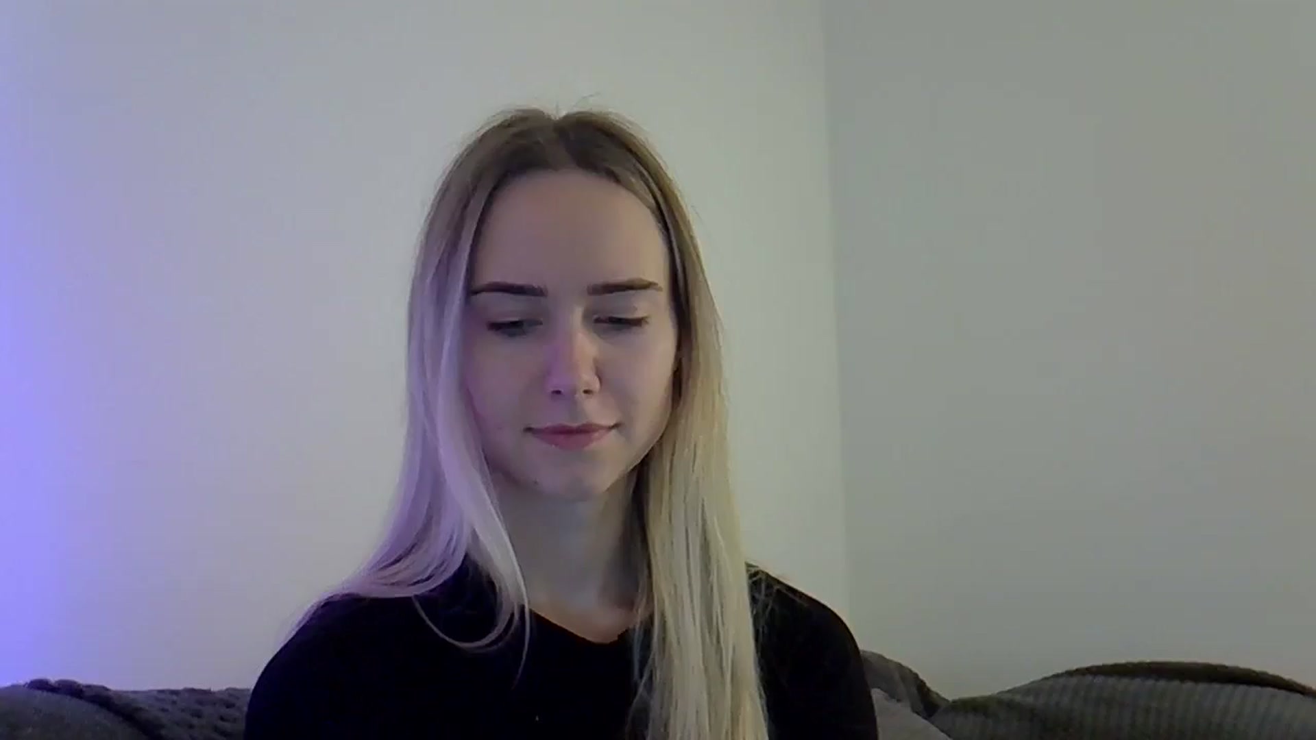 Gallery image thumbnail from Ocean__Soul's myfreecams stream on, 05/26/2025, 14:51 image 1 of 20