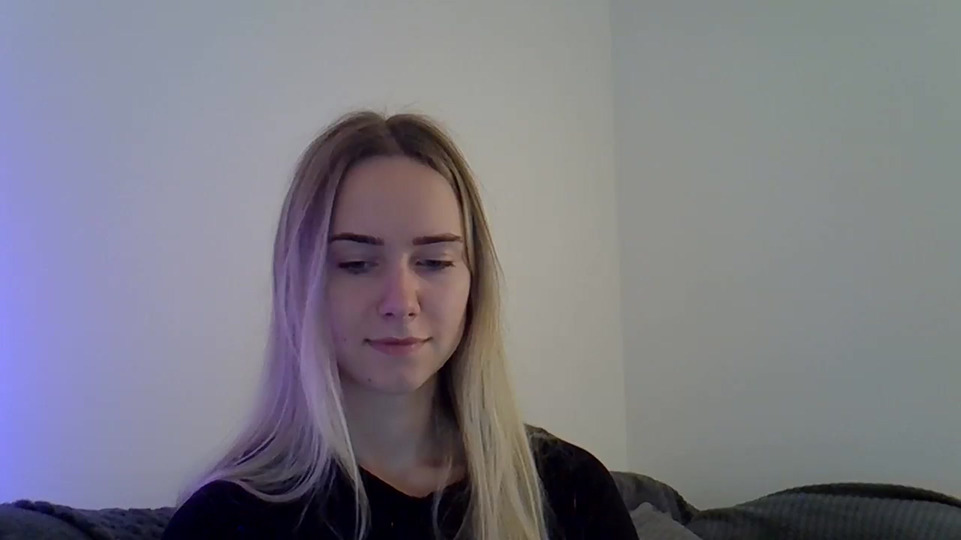 Gallery image thumbnail from Ocean__Soul's myfreecams stream on, 05/26/2025, 14:51 image 14 of 20