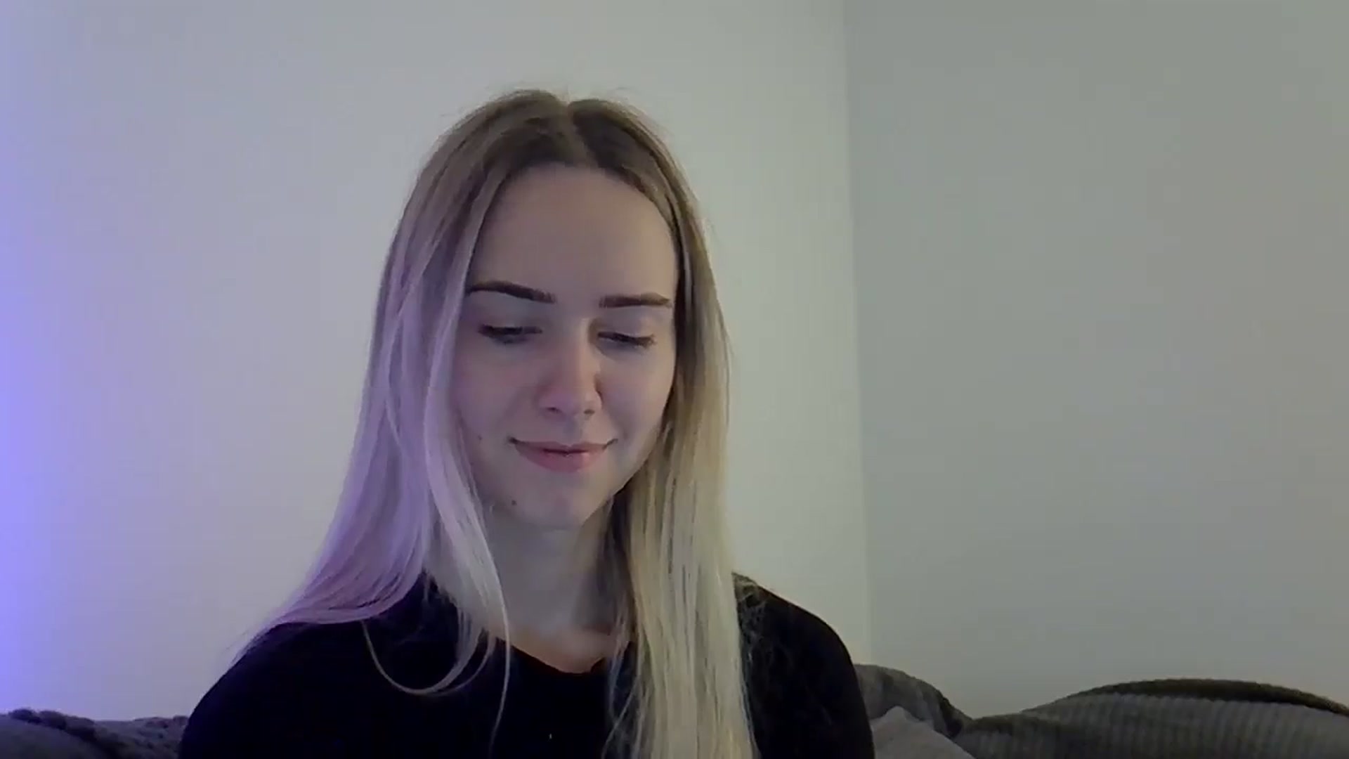 Gallery image thumbnail from Ocean__Soul's myfreecams stream on, 05/26/2025, 14:51 image 3 of 20