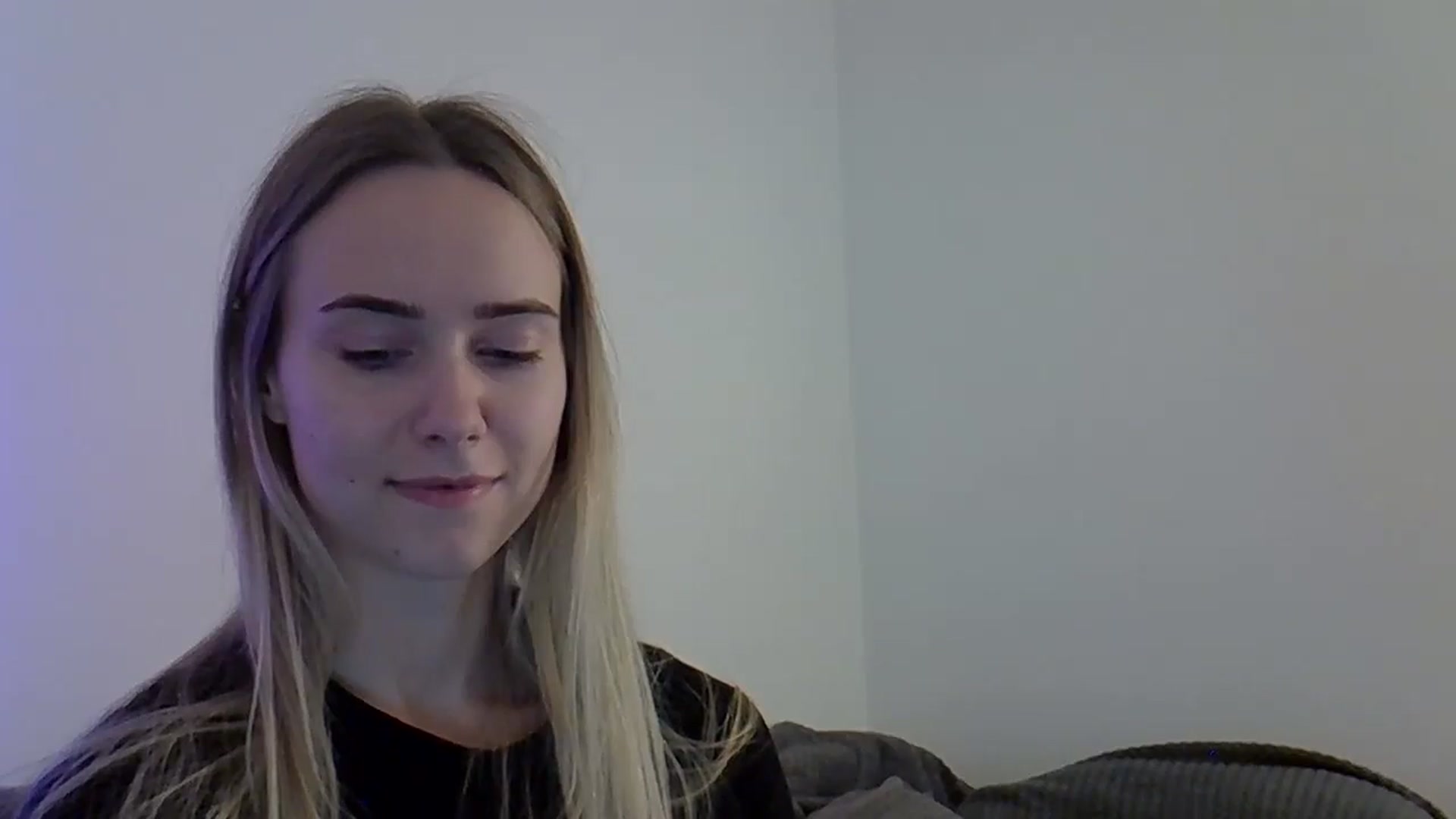 Gallery image thumbnail from Ocean__Soul's myfreecams stream on, 05/26/2025, 16:02 image 5 of 20