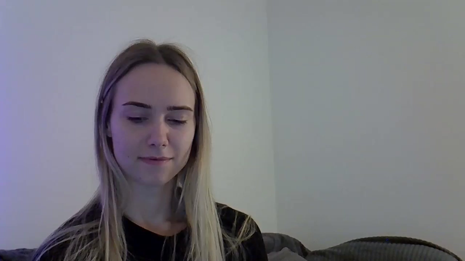 Gallery image thumbnail from Ocean__Soul's myfreecams stream on, 05/26/2025, 16:02 image 20 of 20