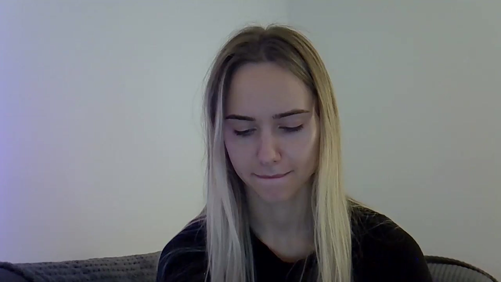 Gallery image thumbnail from Ocean__Soul's myfreecams stream on, 05/26/2025, 16:45 image 9 of 20